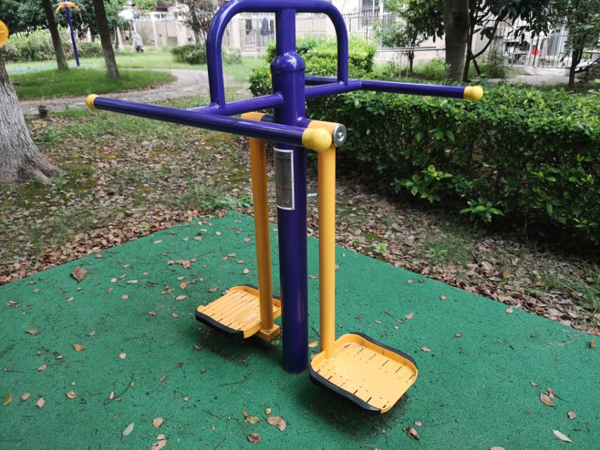 鐘擺器