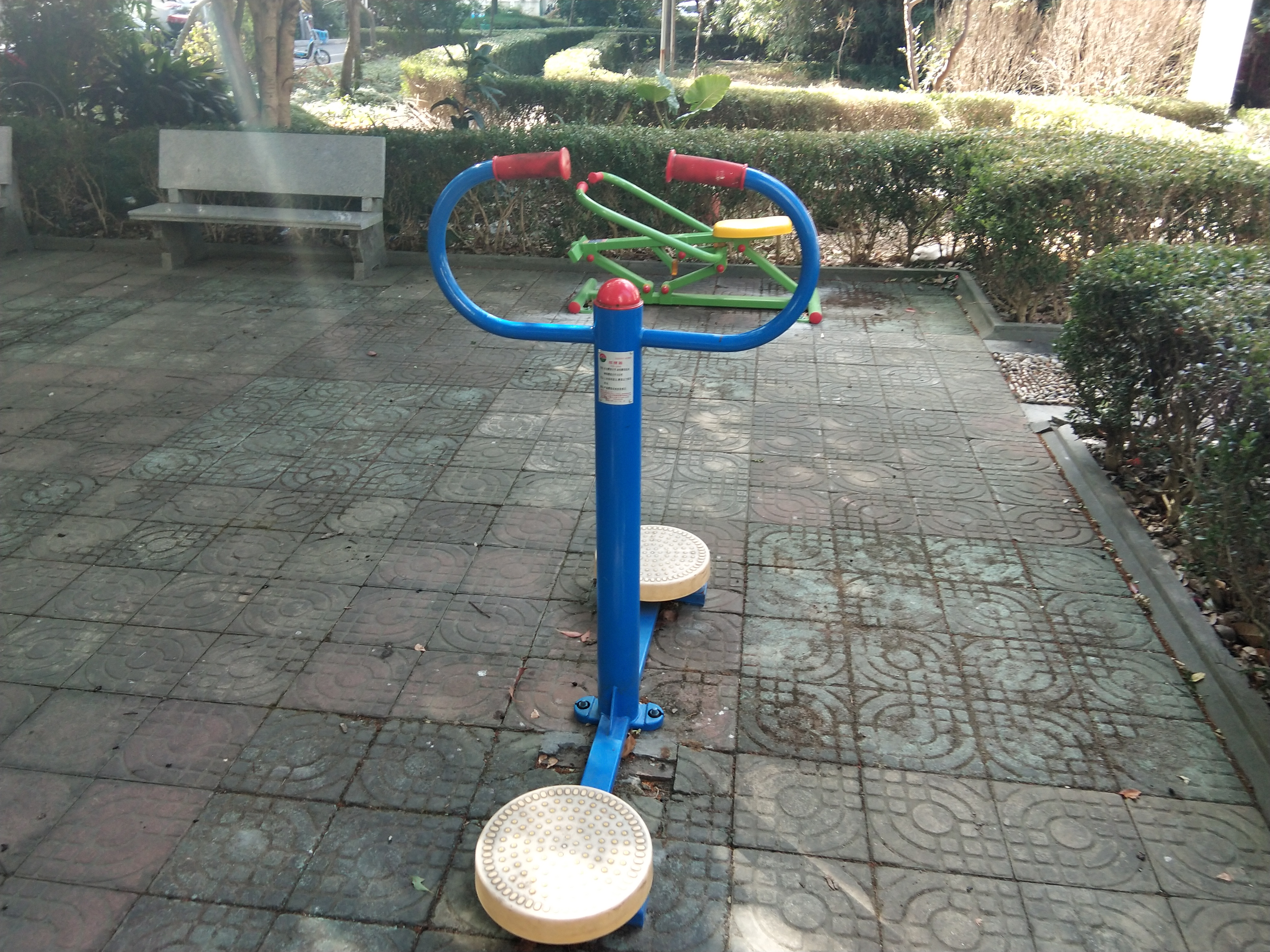 扭腰器