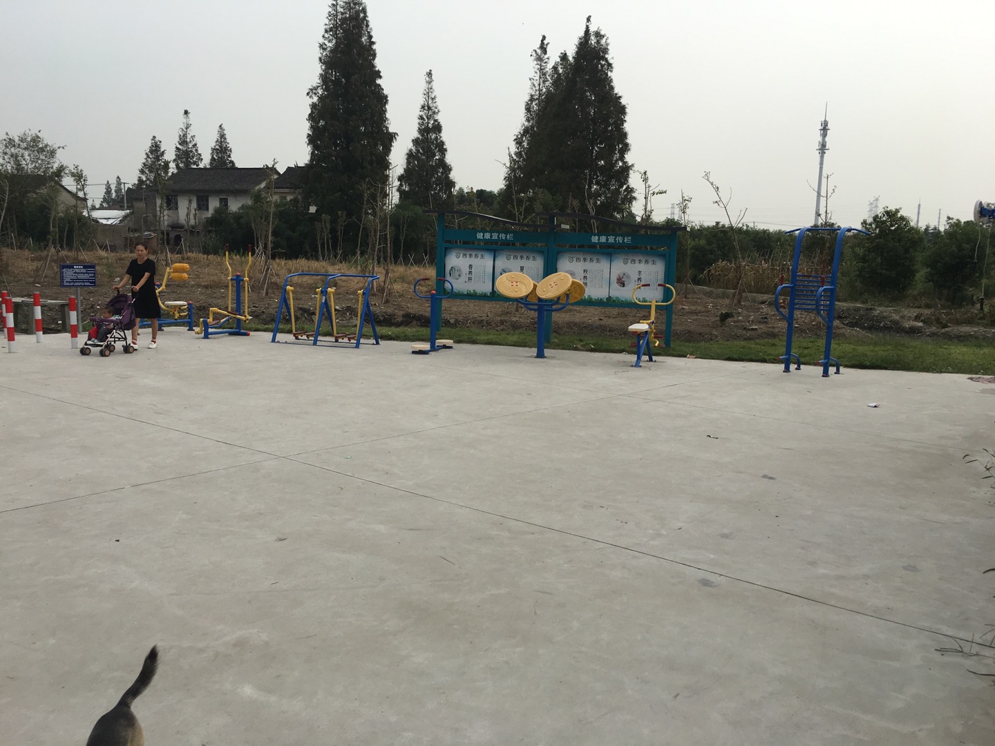 聯建村休閑廣場健身點