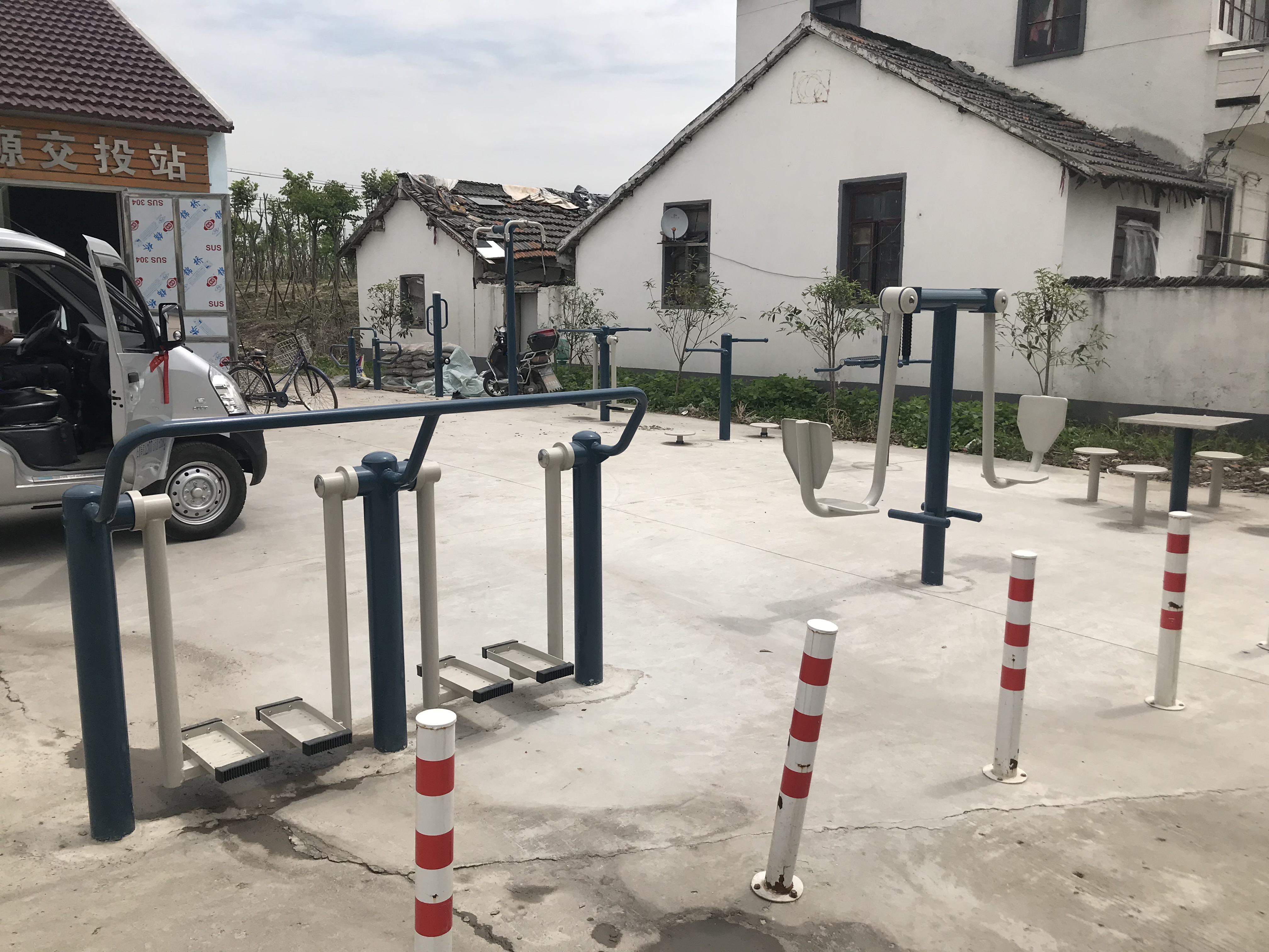 福泉居委重固鎮大街健身苑點
