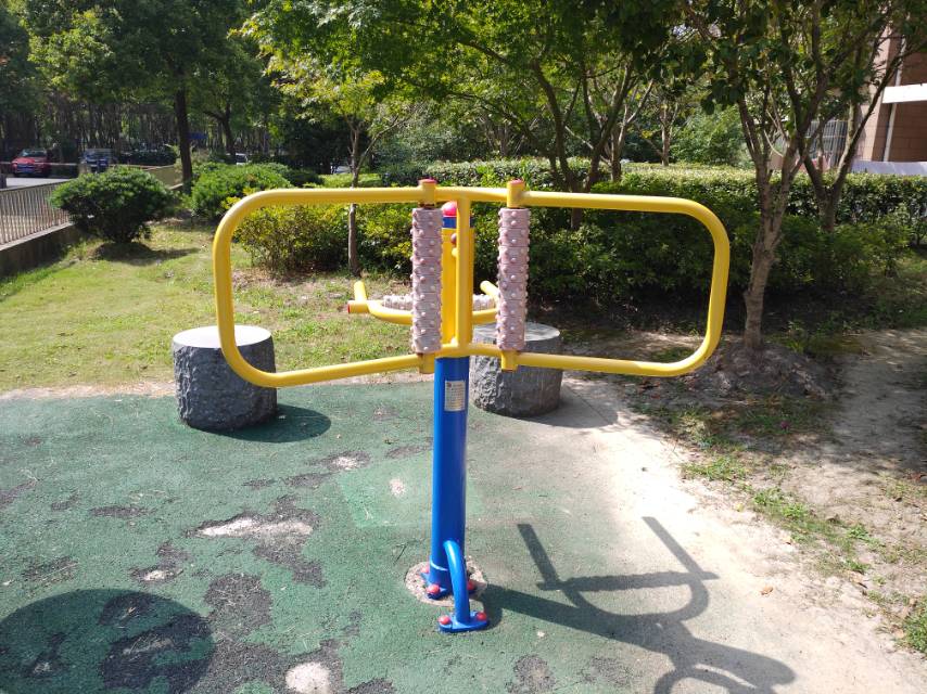 腰背按摩器