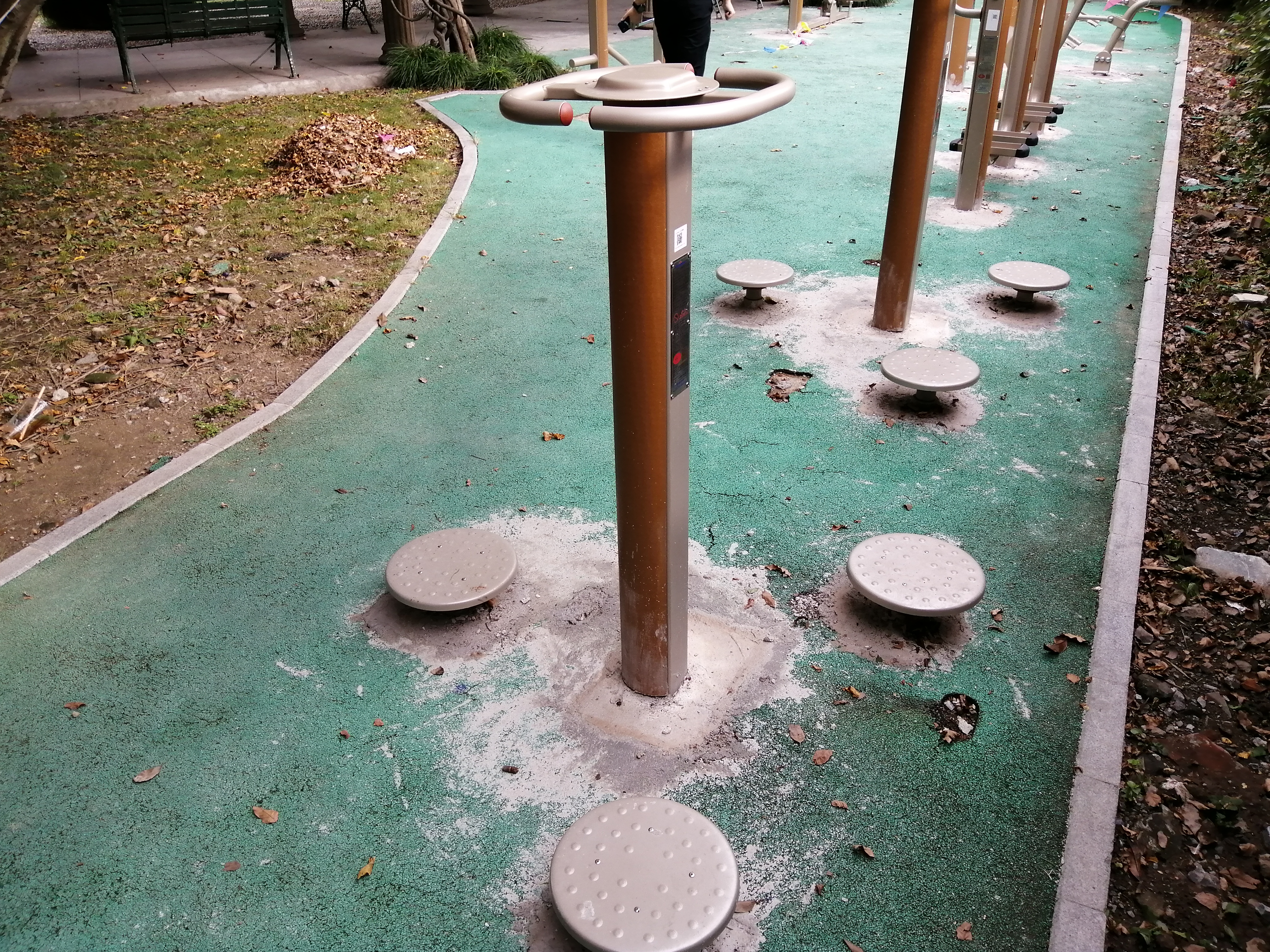 扭腰器