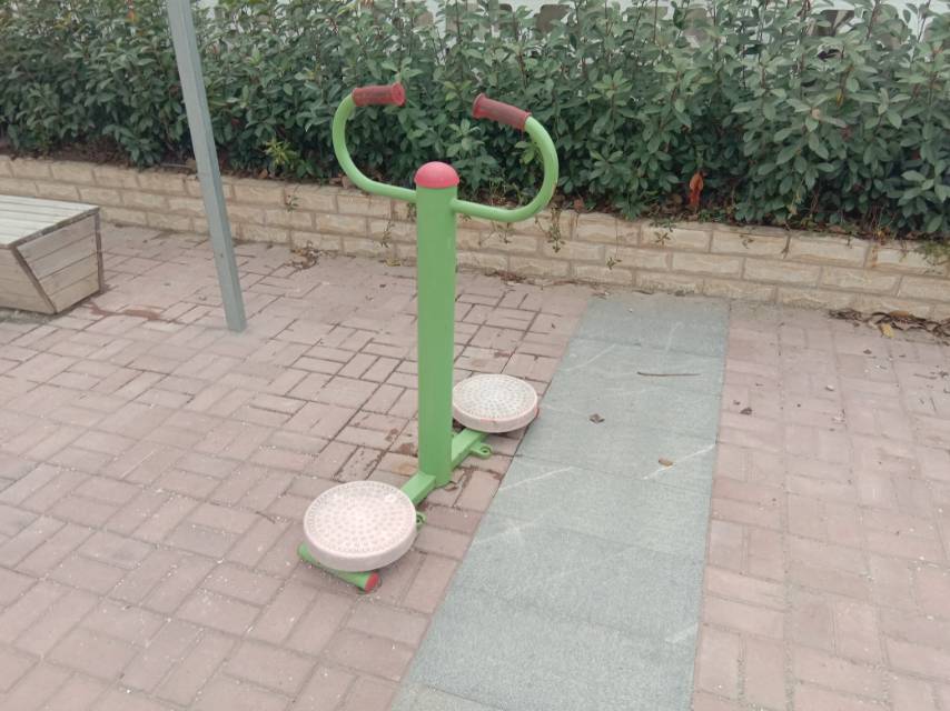 扭腰器
