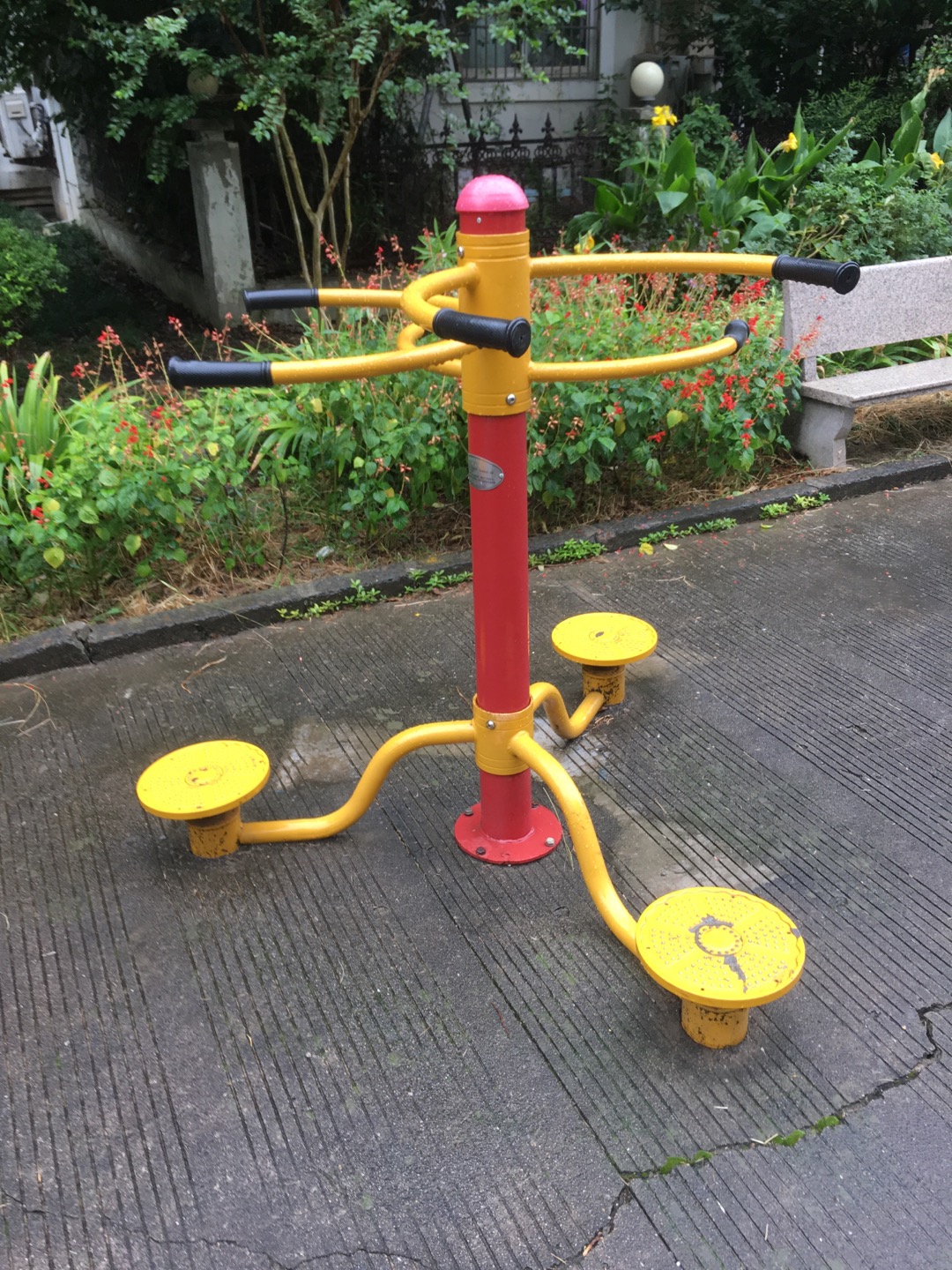 扭腰器