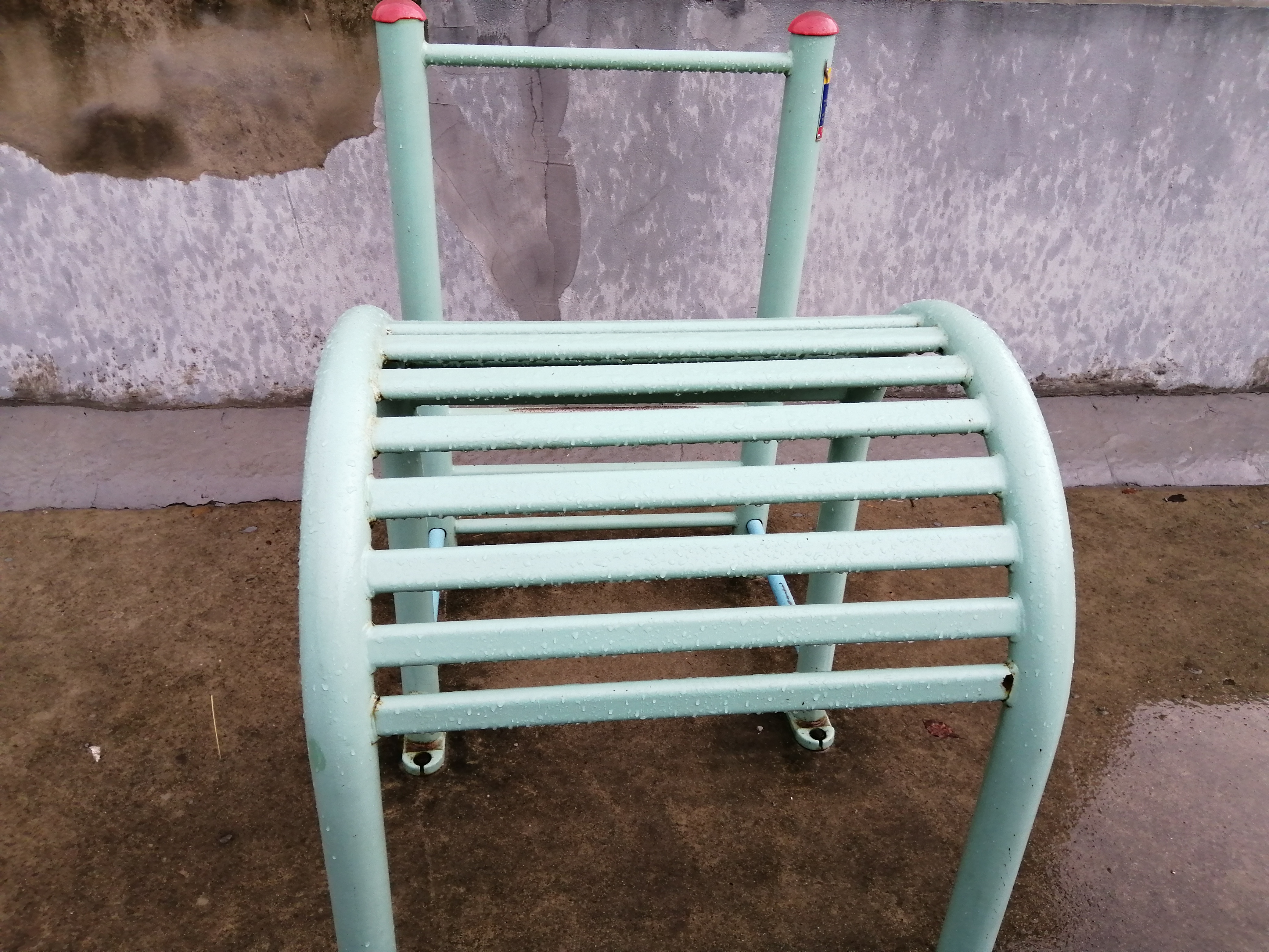 腹背鍛煉器