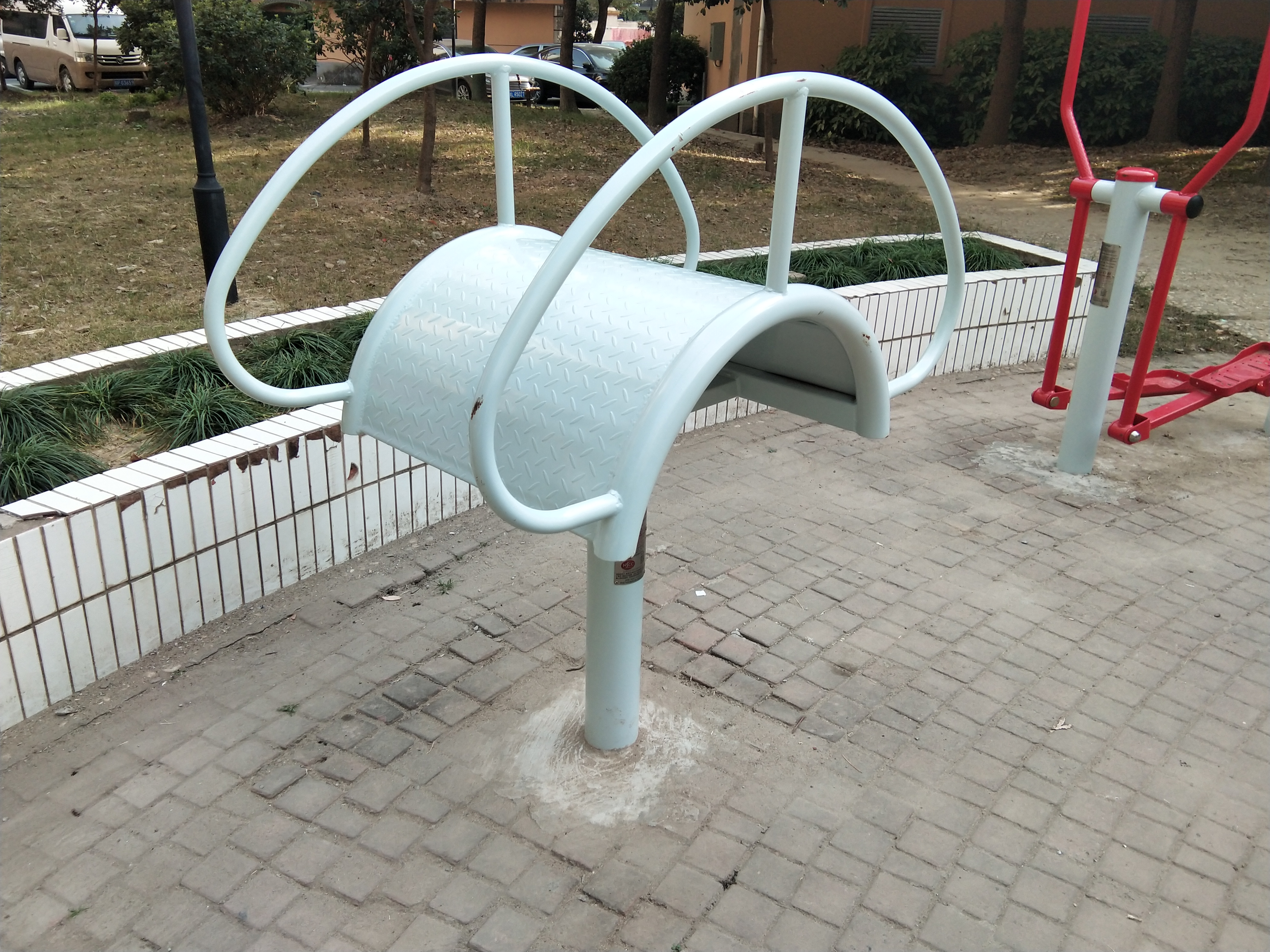 伸腰器