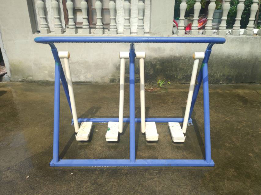太空漫步器