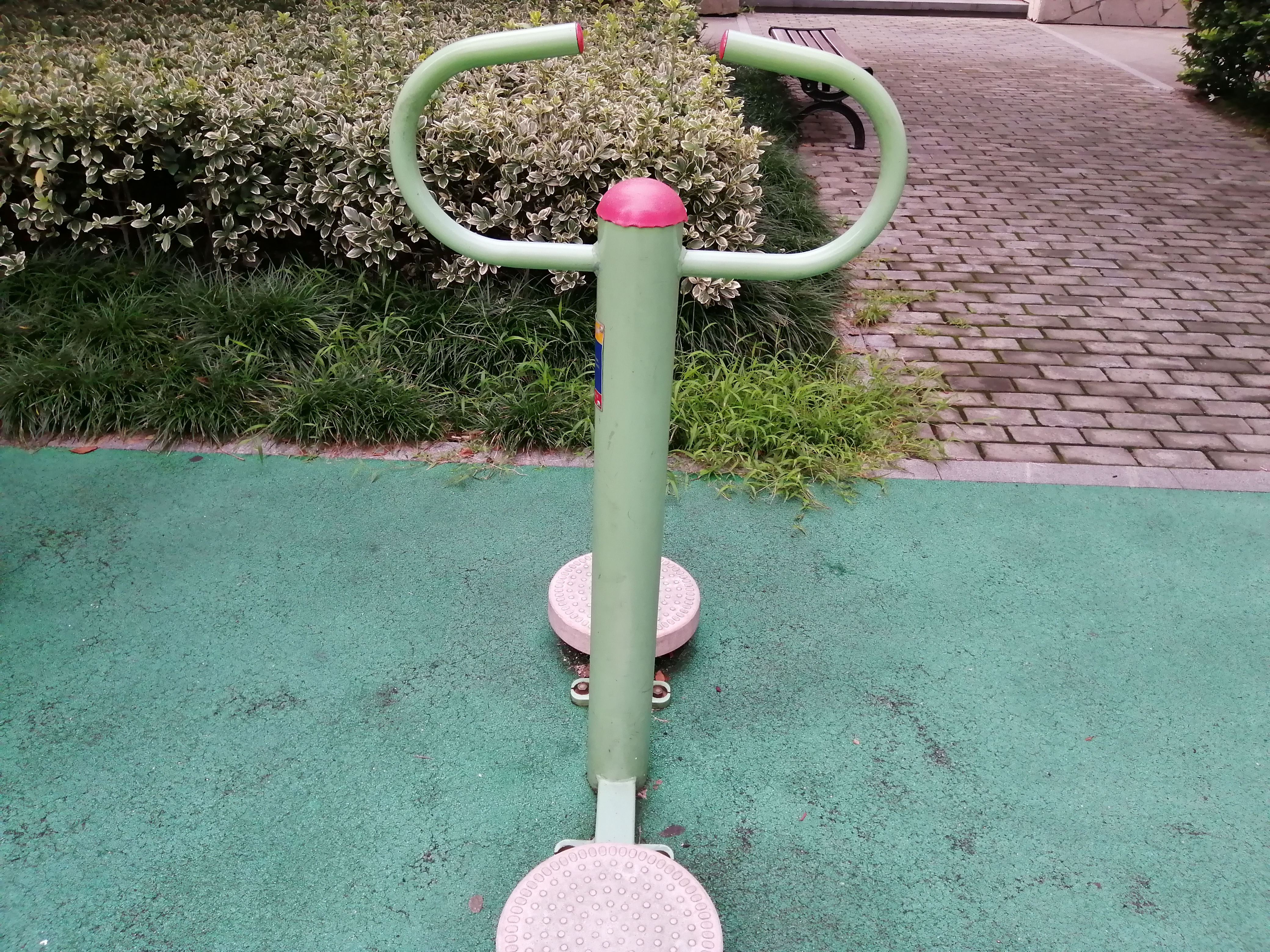 扭腰器