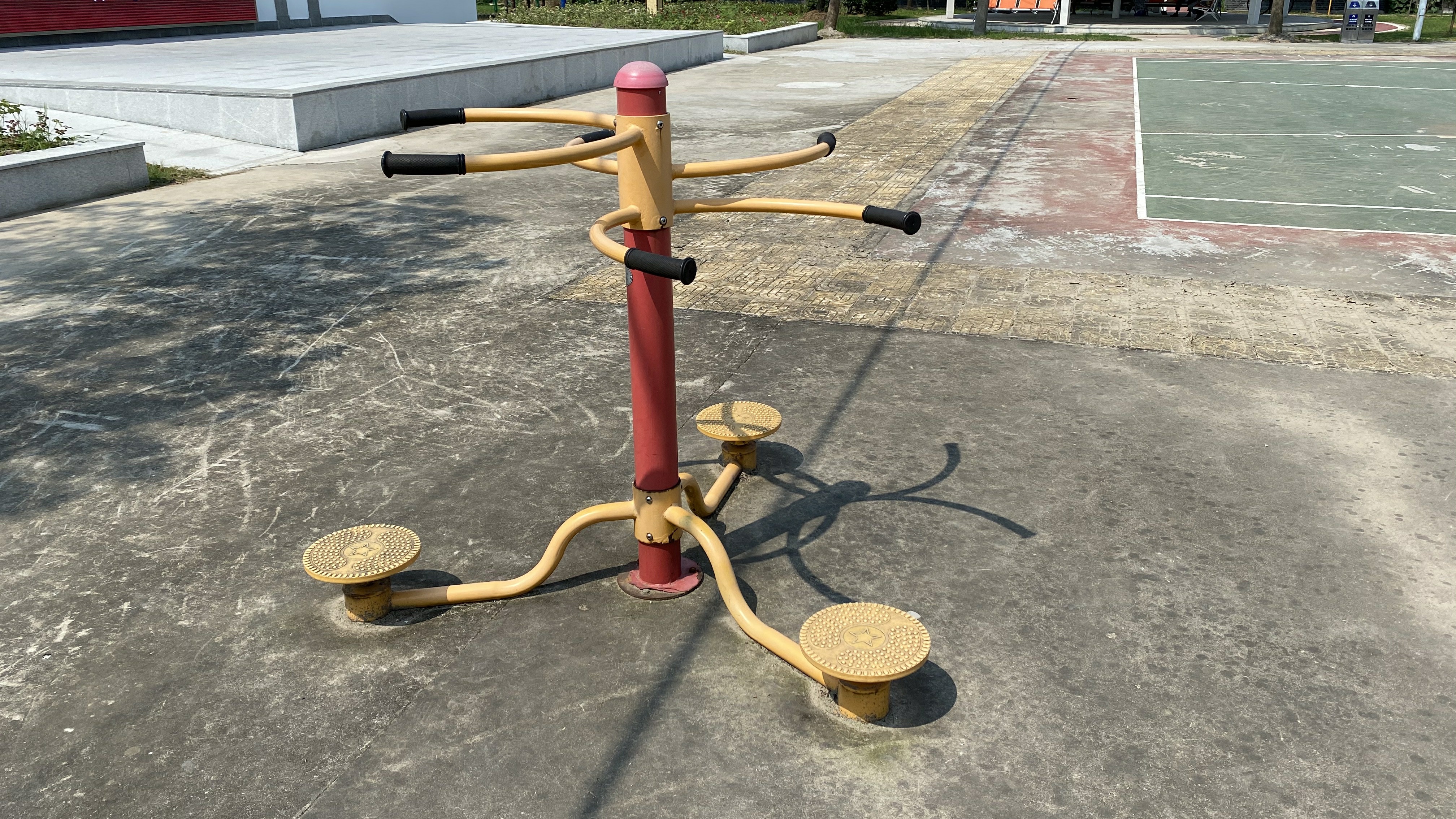 扭腰器