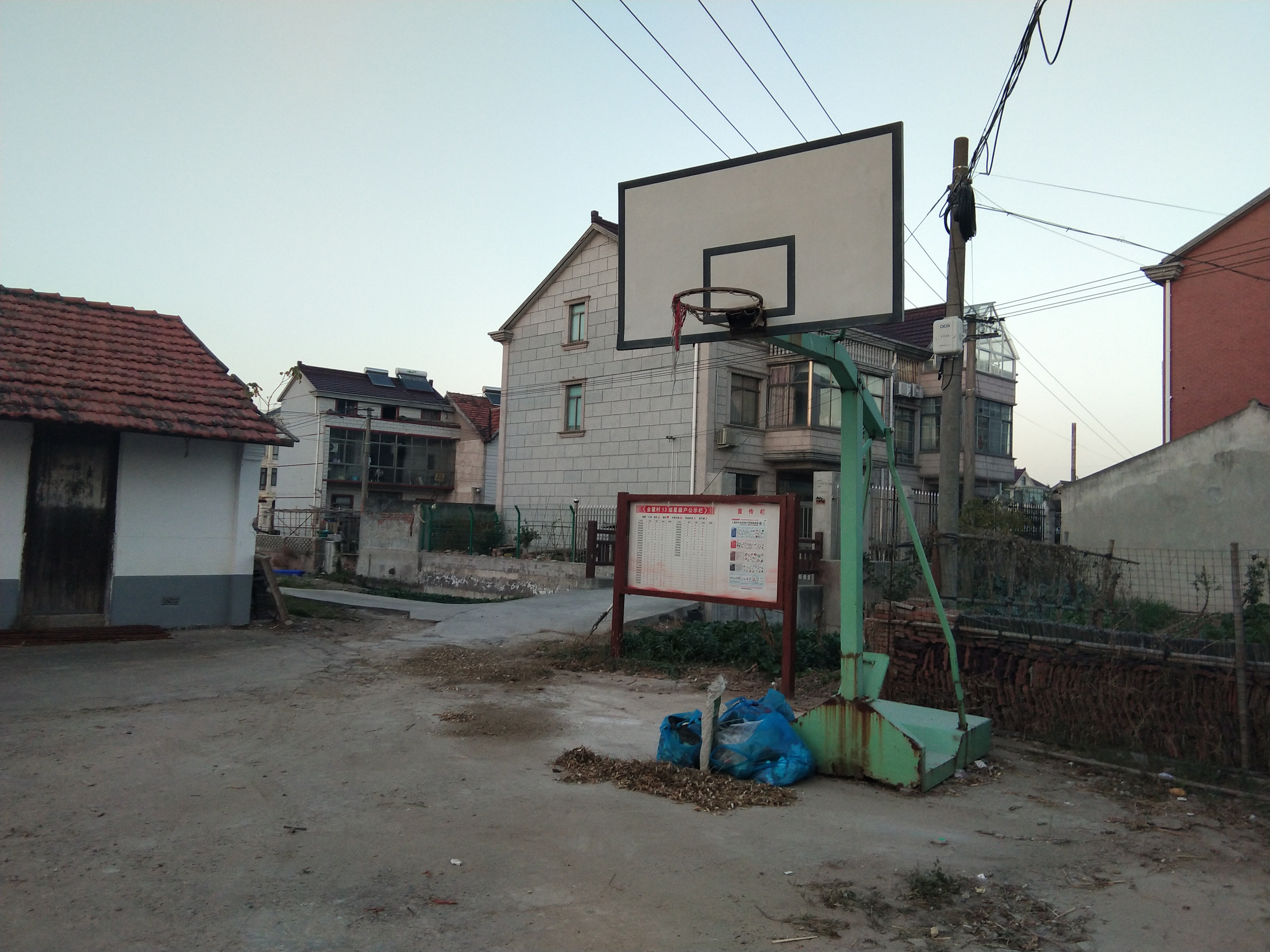 金建村籃球場