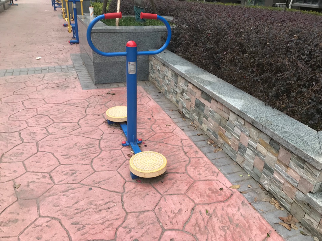 扭腰器