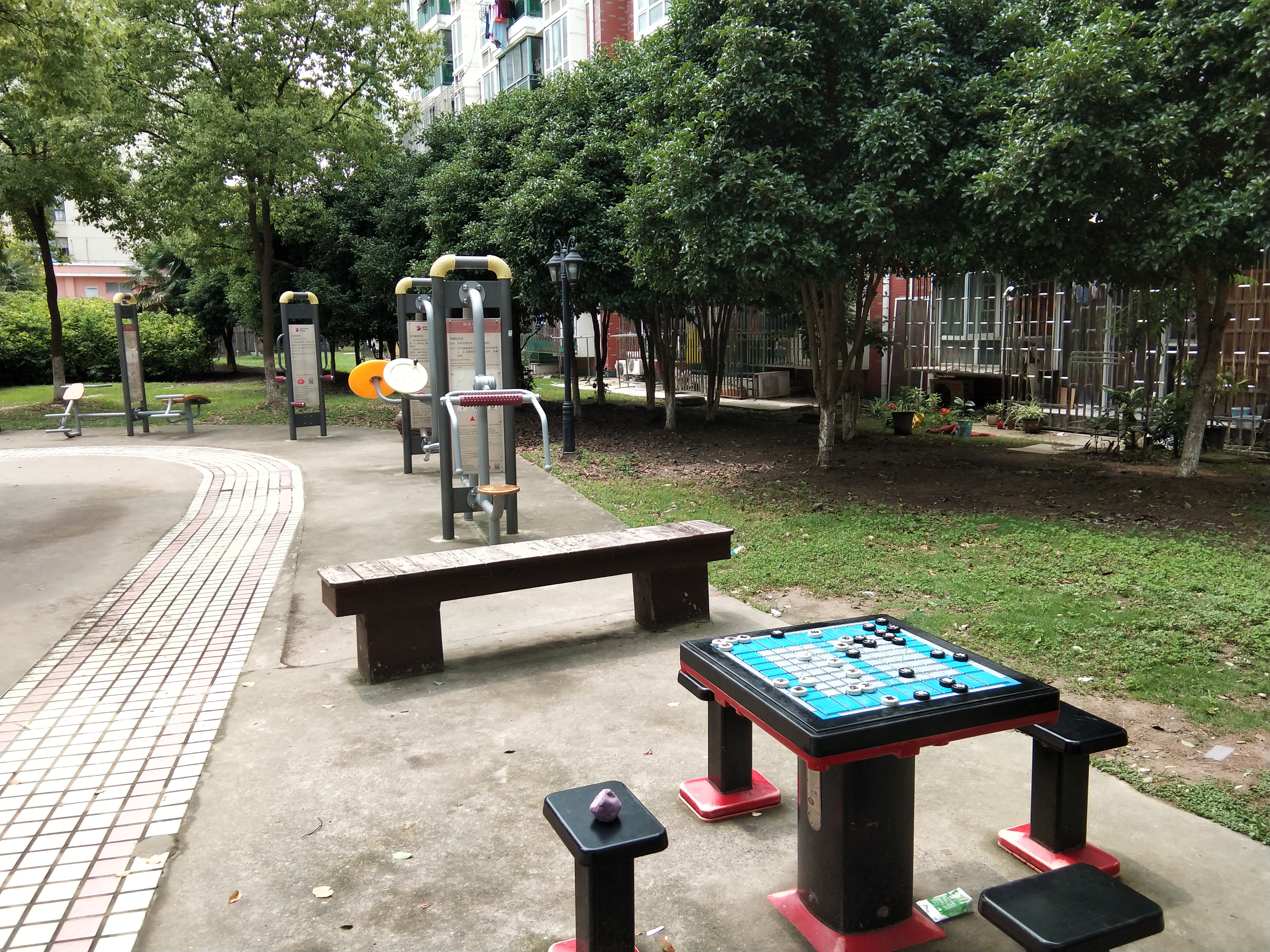 奉城鎮頭橋華盛新苑市民益智健身苑點