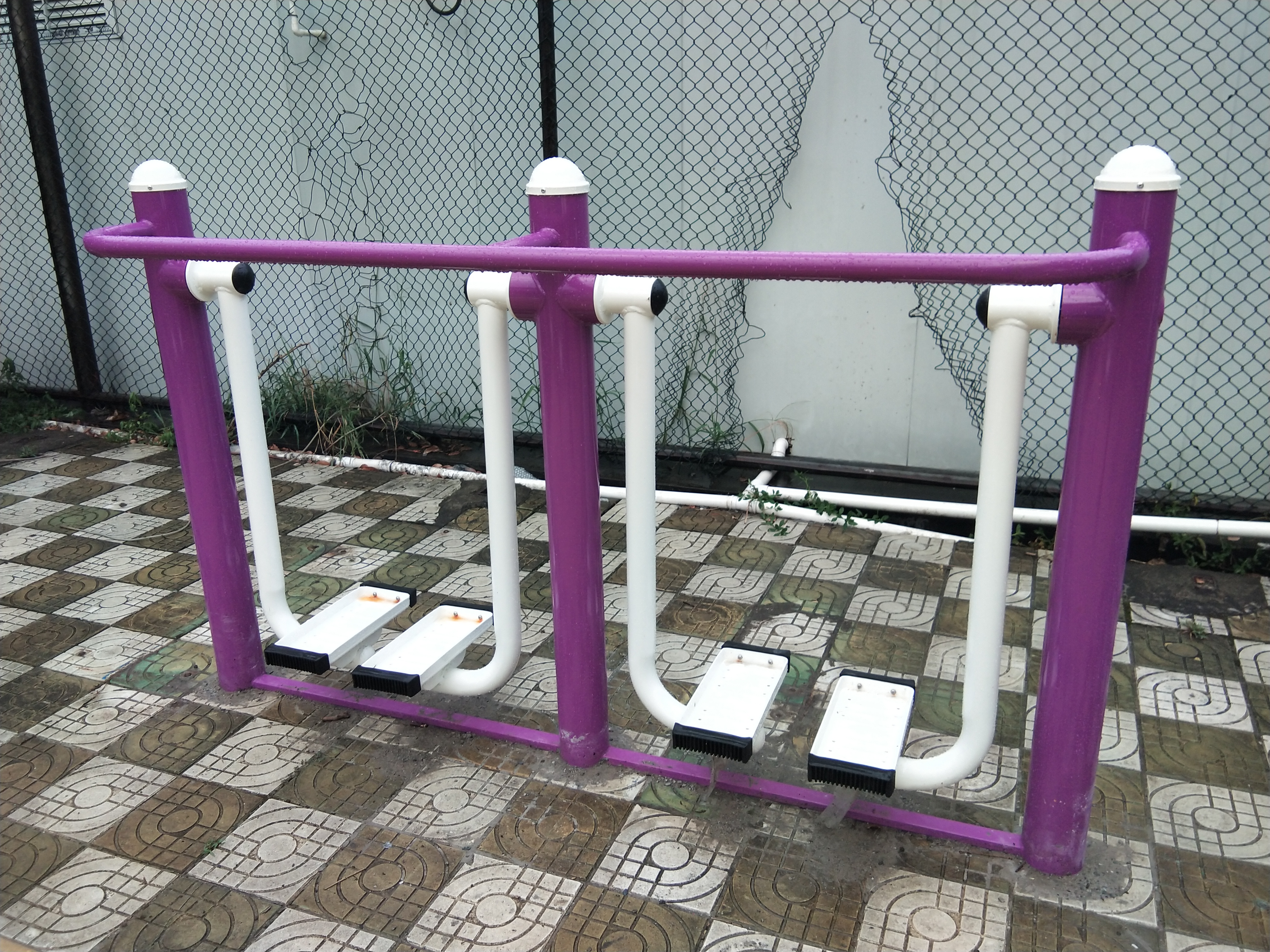 雙位漫步機