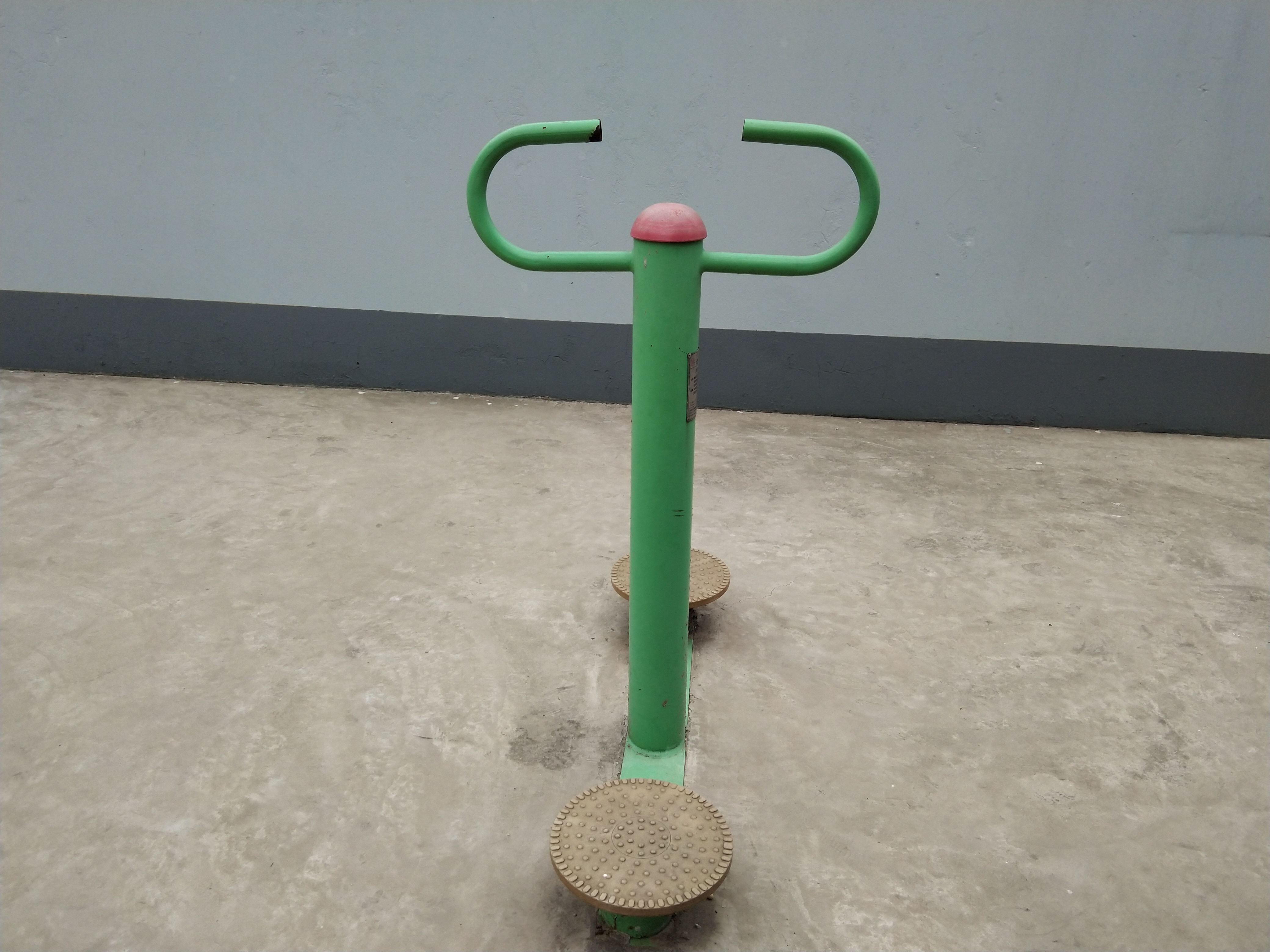 扭腰器