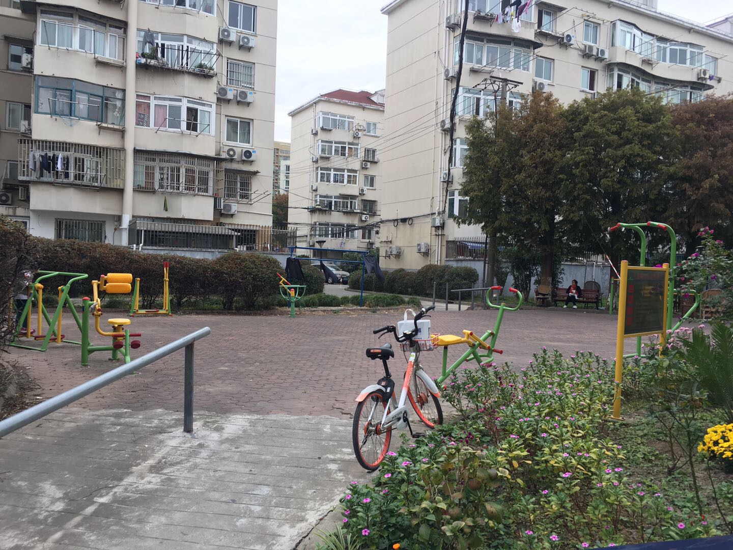 金口一居小區健身點
