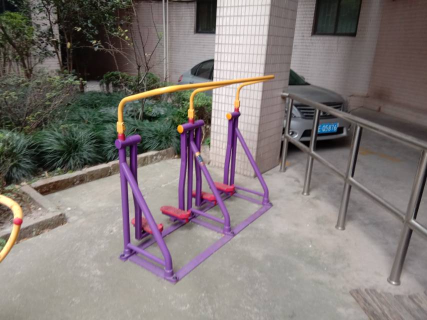太空漫步器