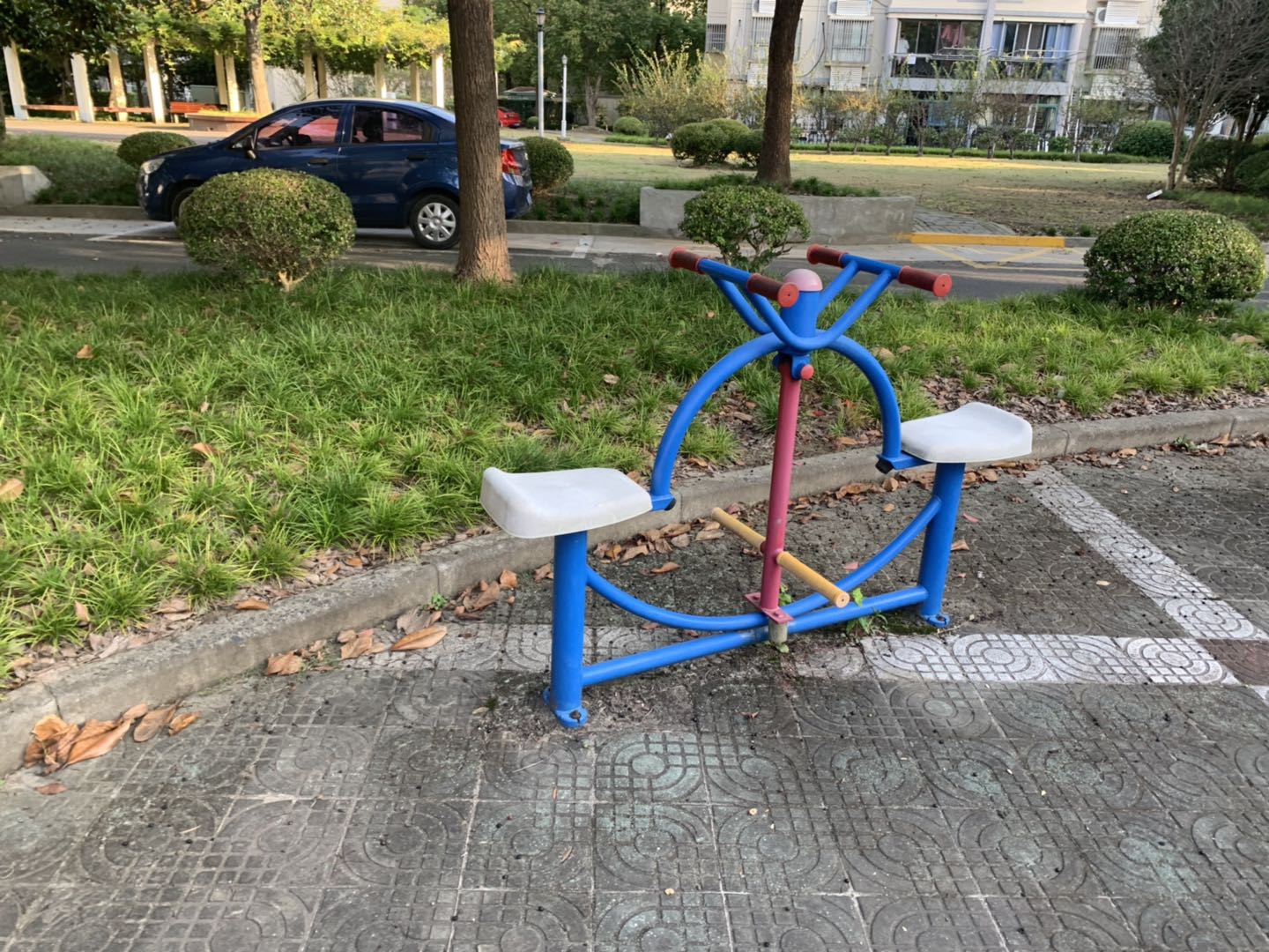 下肢鍛煉器