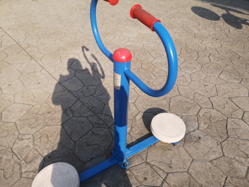 扭腰器