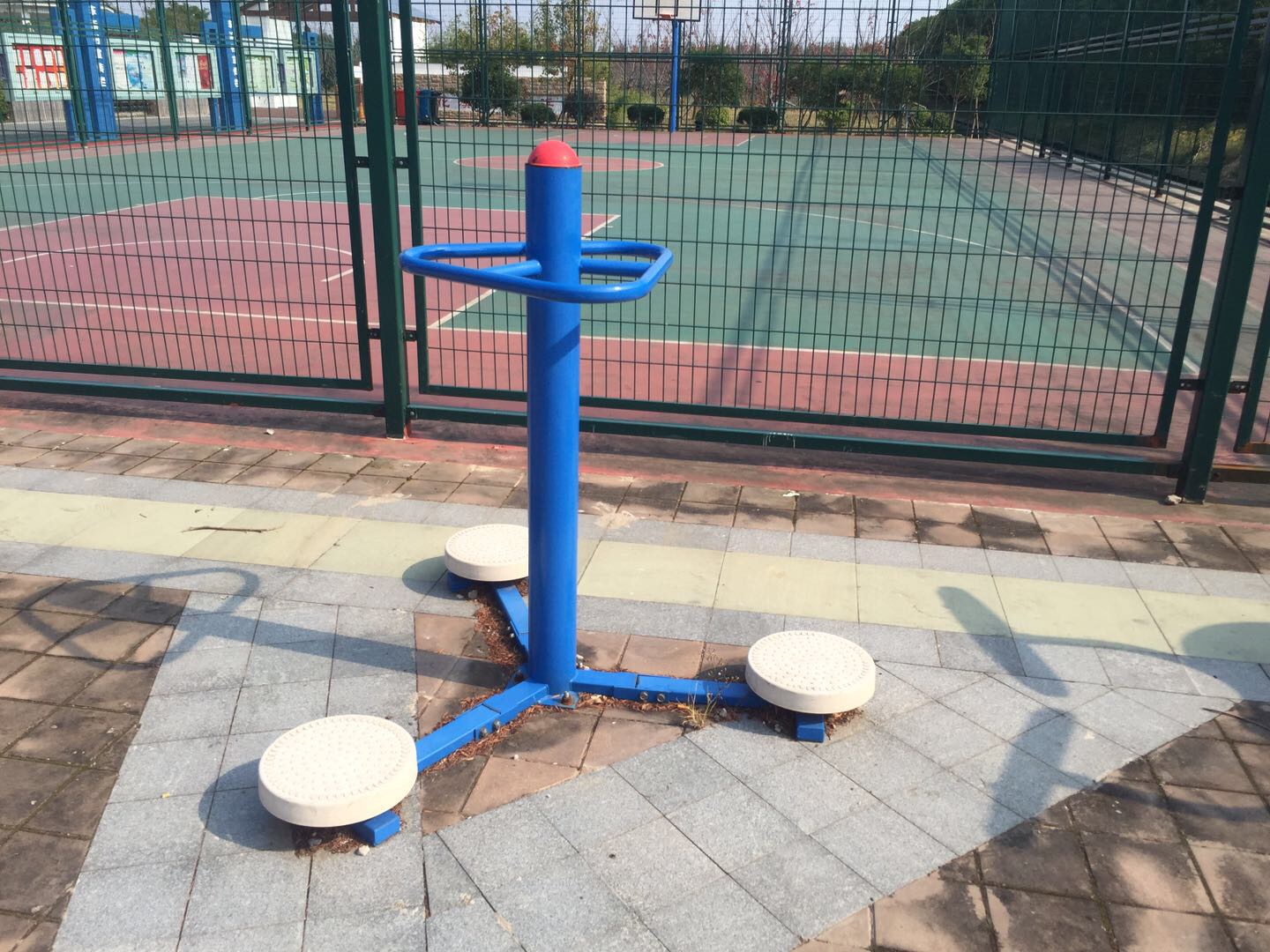扭腰器
