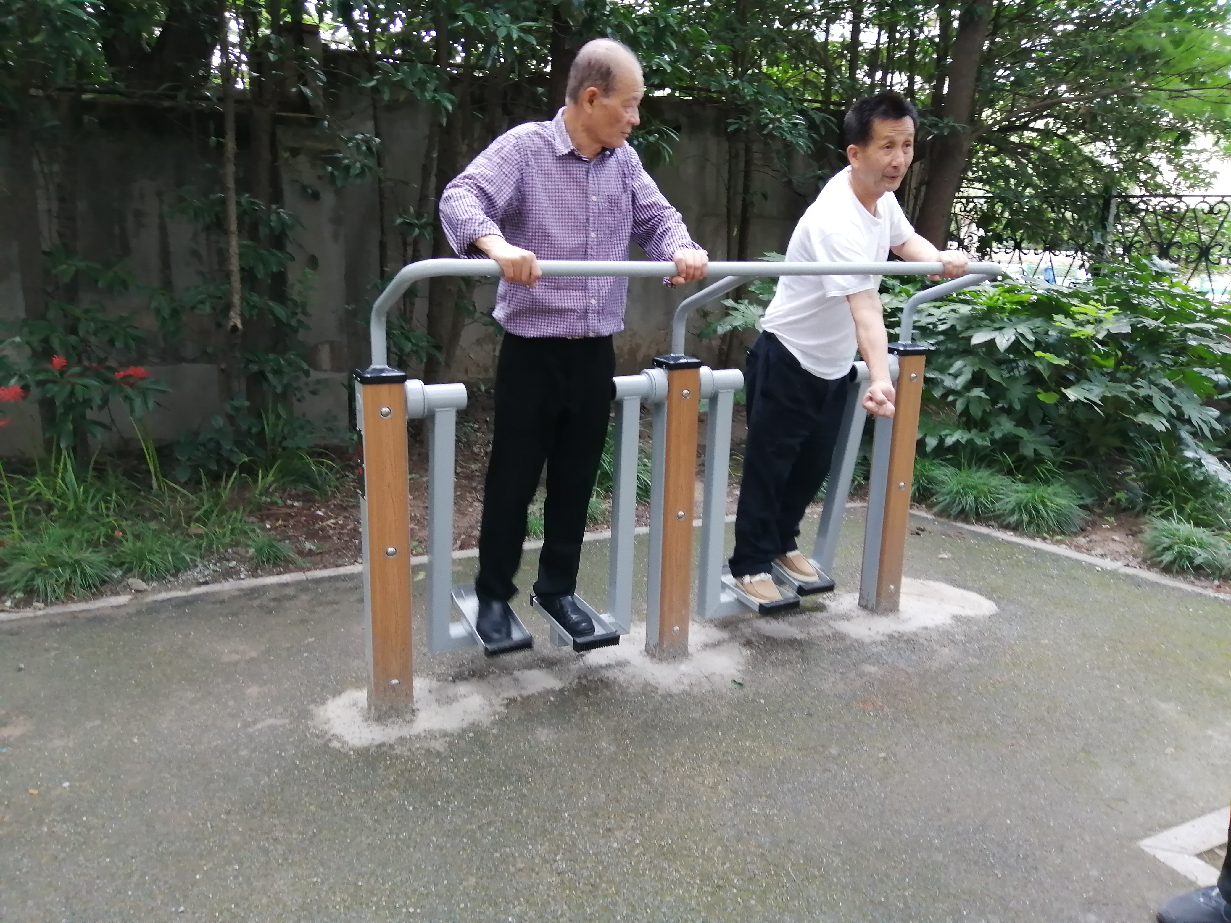 太空漫步機