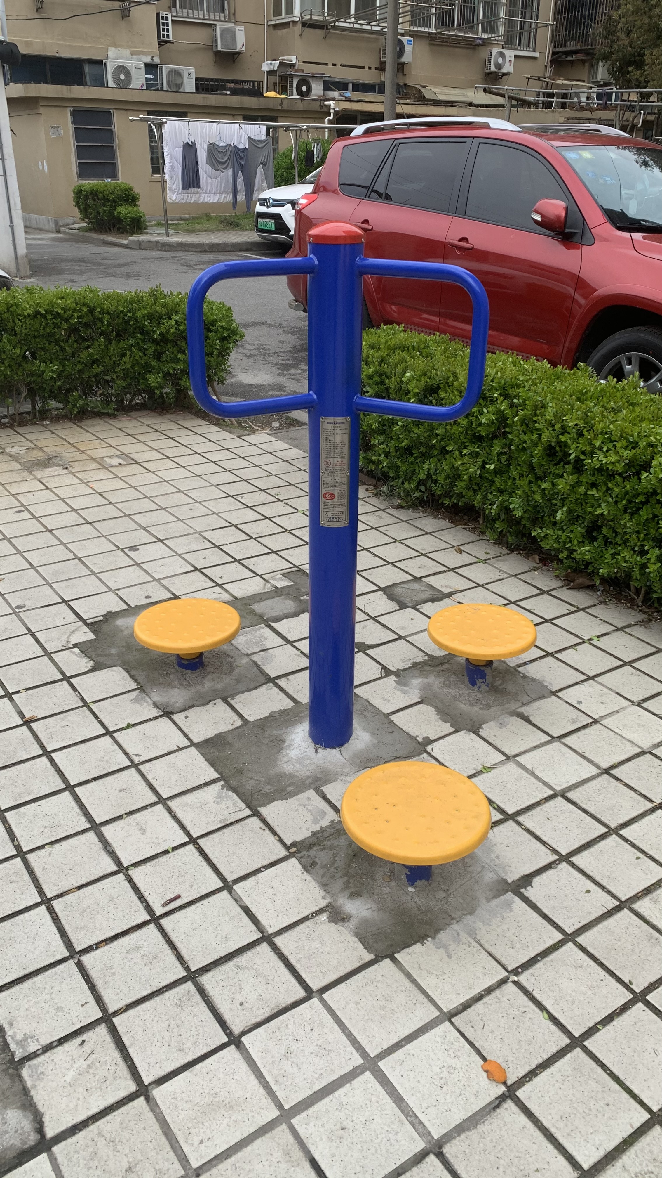 三位扭腰器