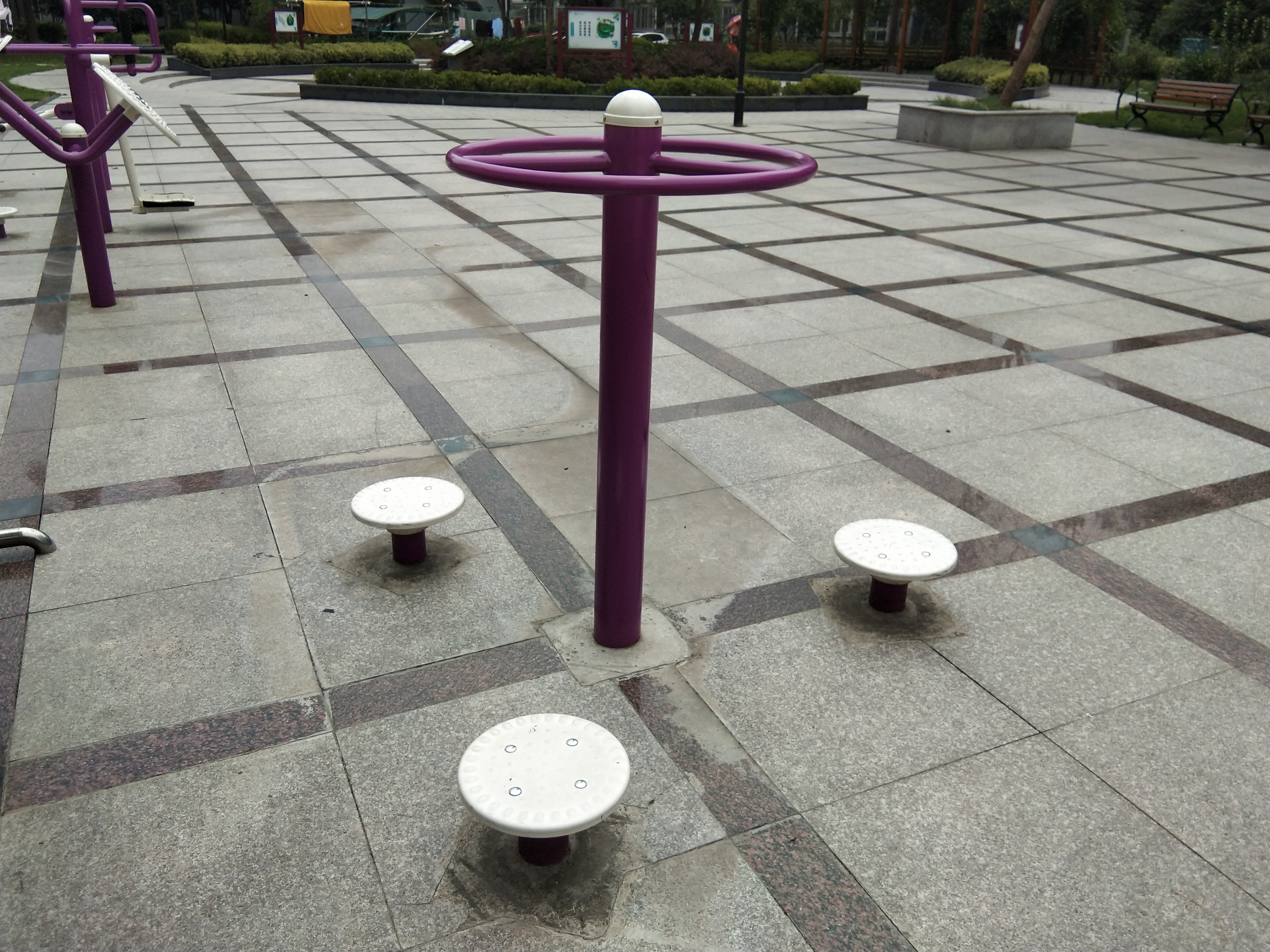 三人扭腰器