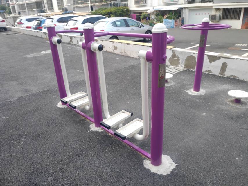 雙位漫步機