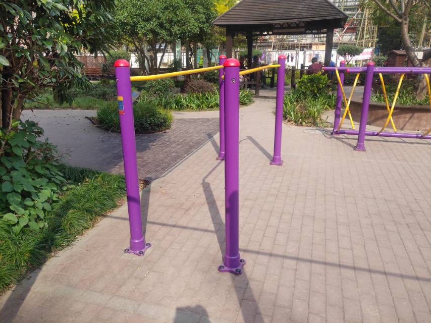 雙杠健身器