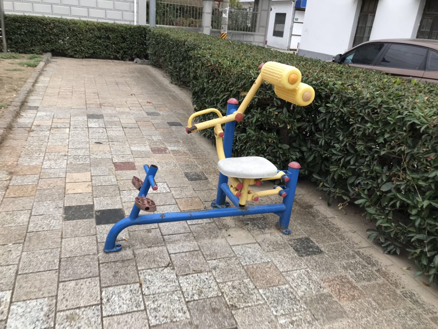 自重腰腹器