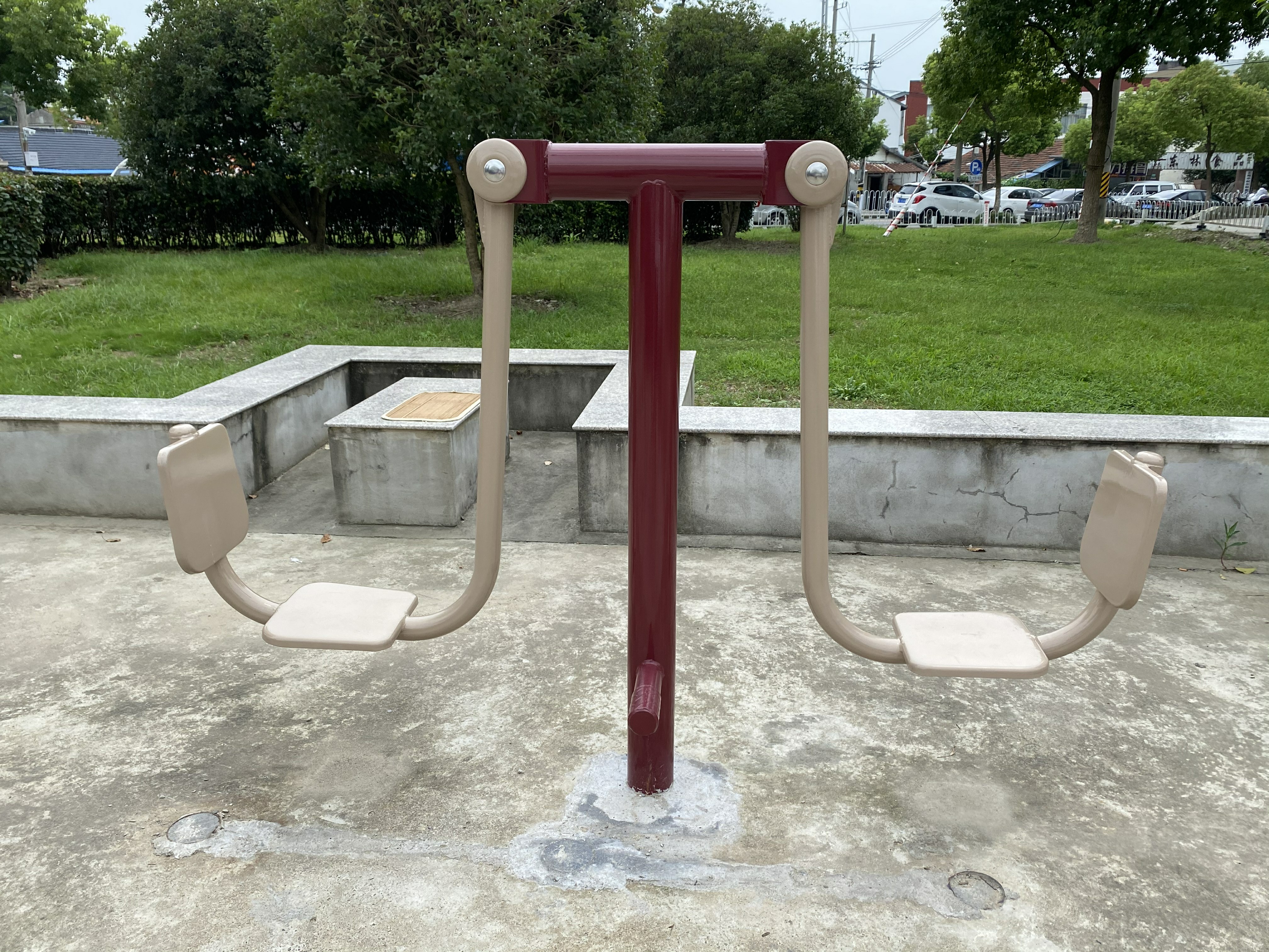 雙人坐蹬器