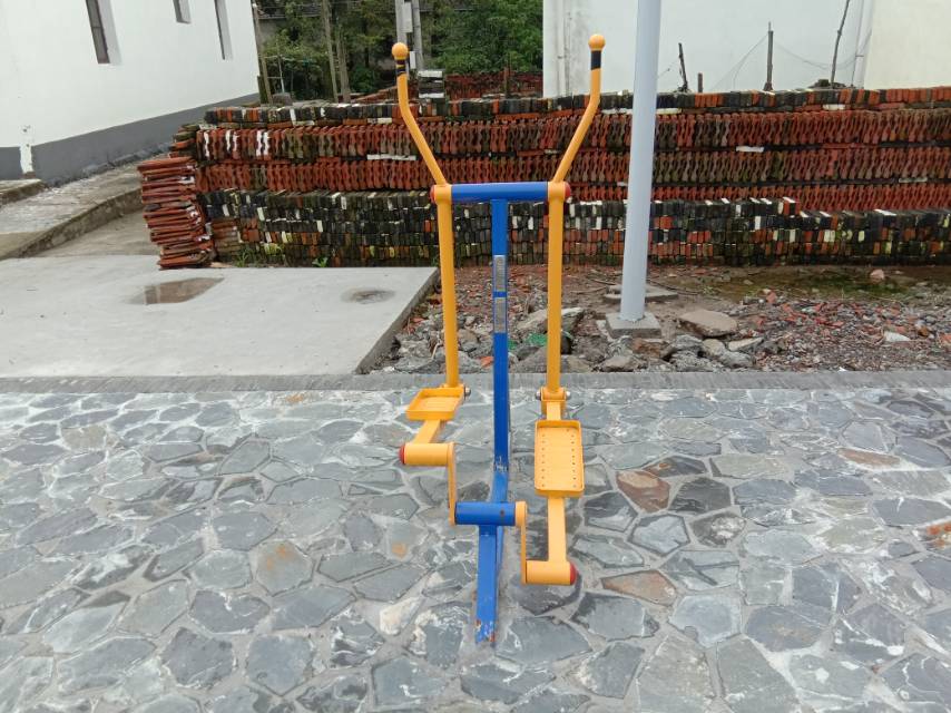 室外橢圓機