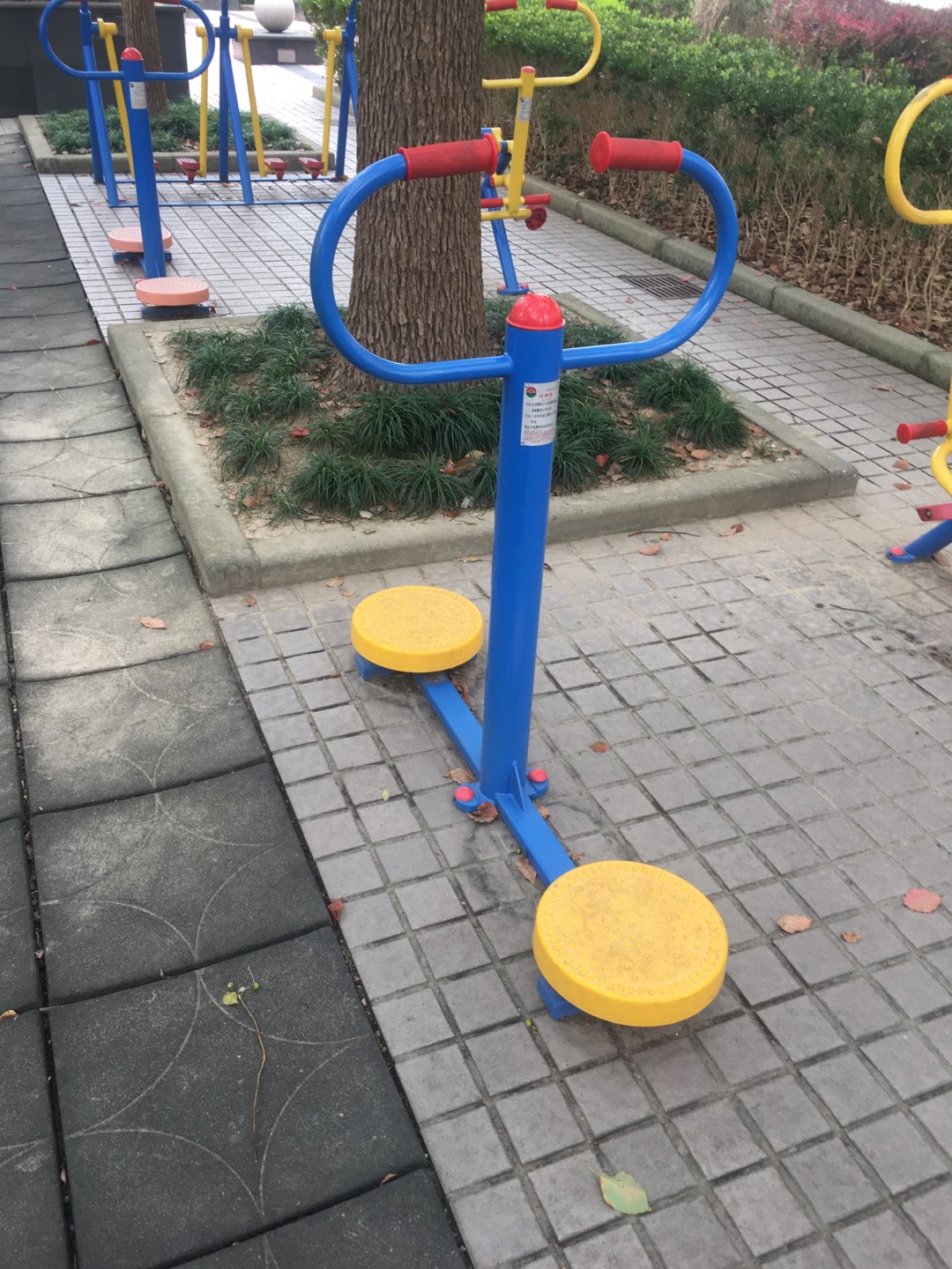 扭腰器