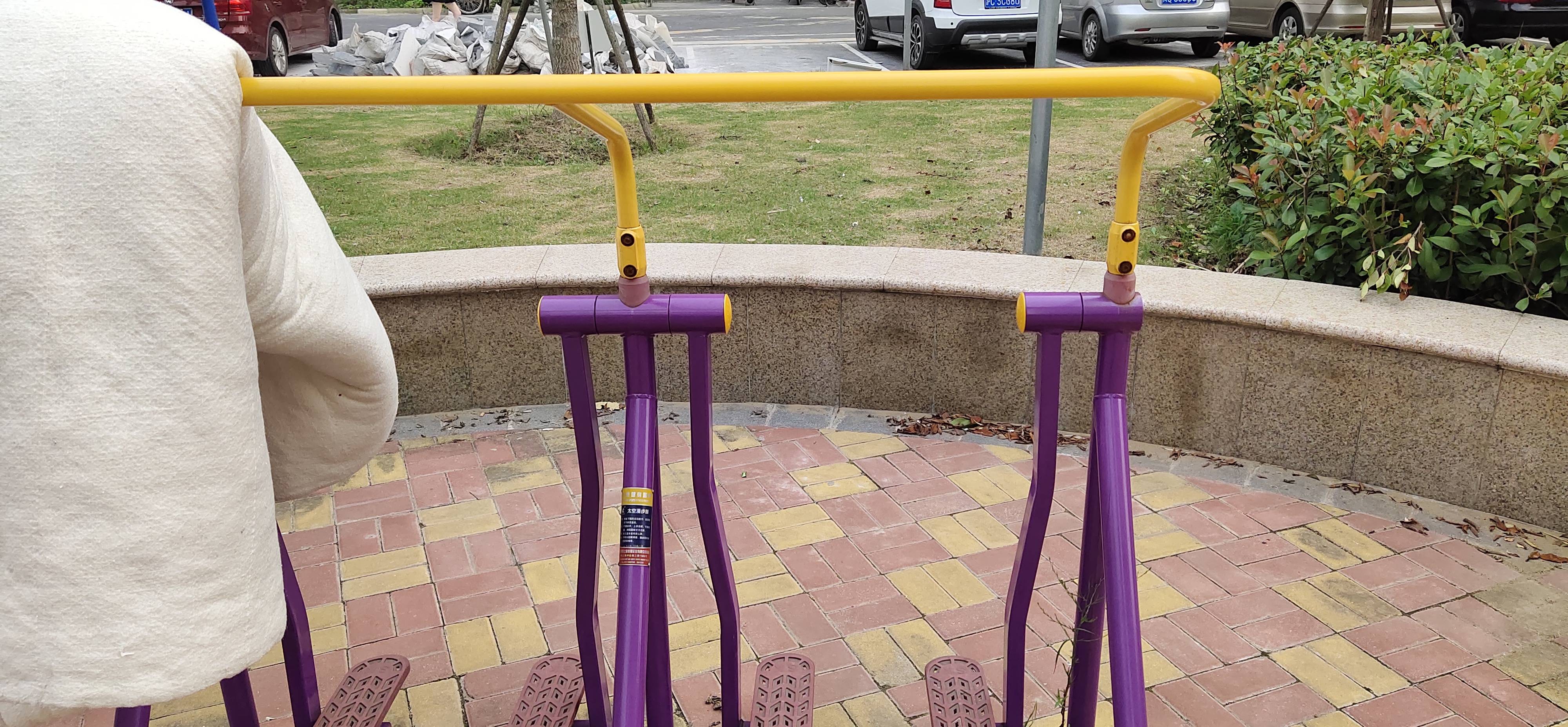 太空漫步器