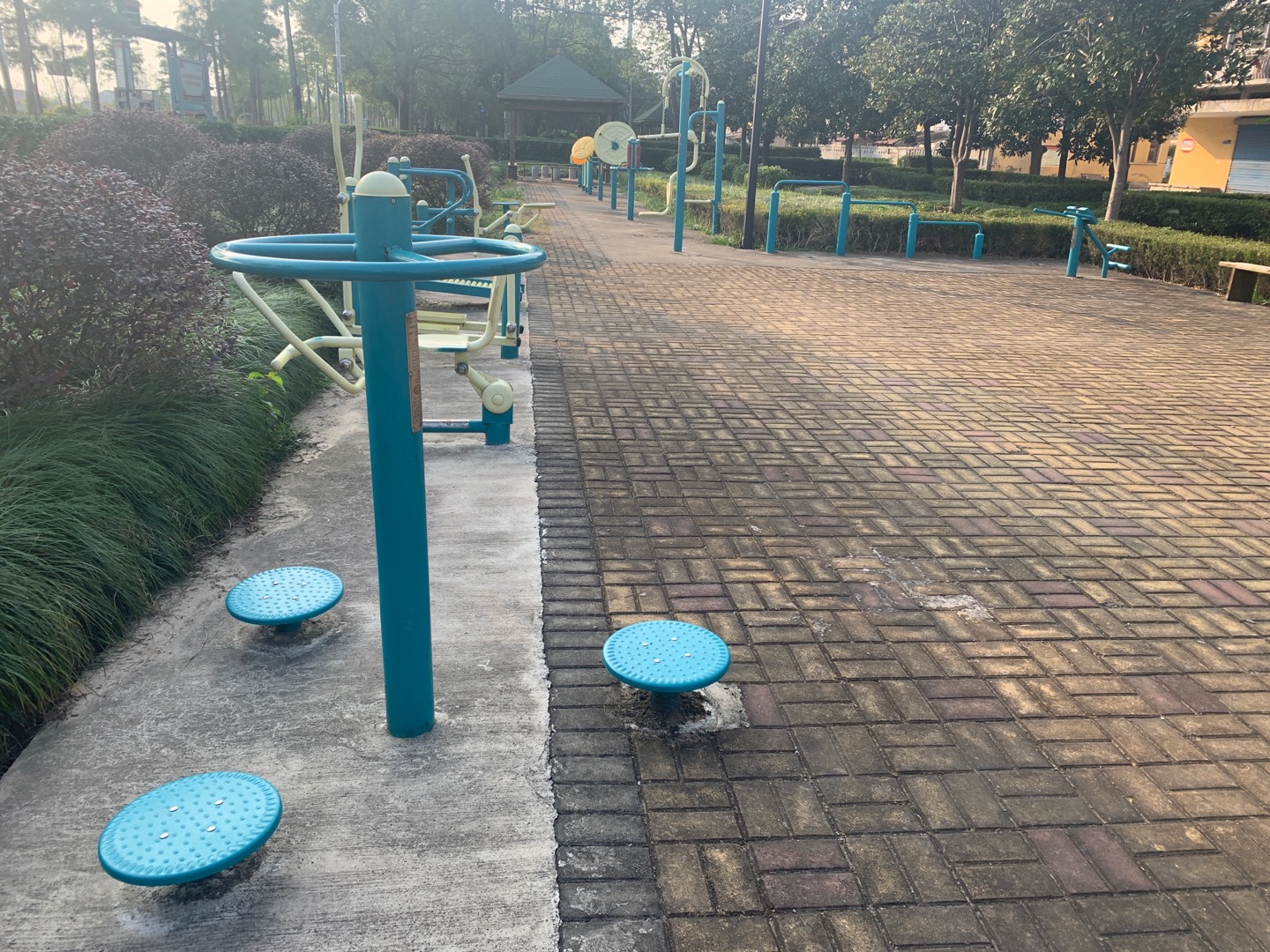 新海鎮界河新村健身點