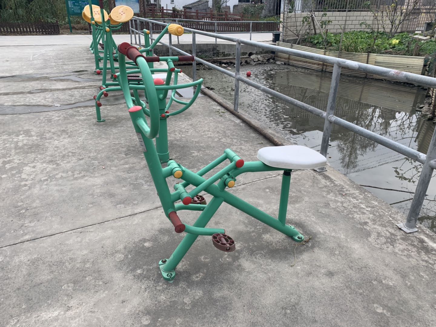其 它
