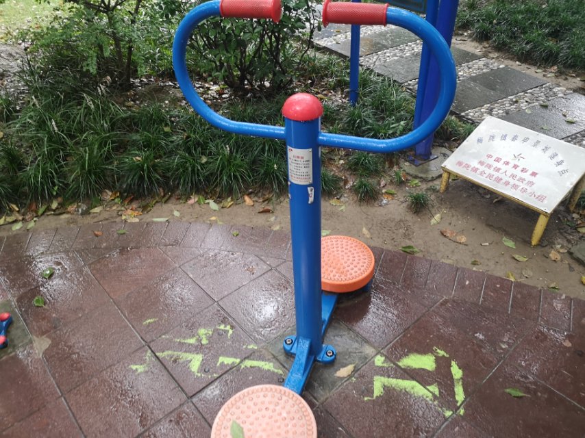 扭腰器