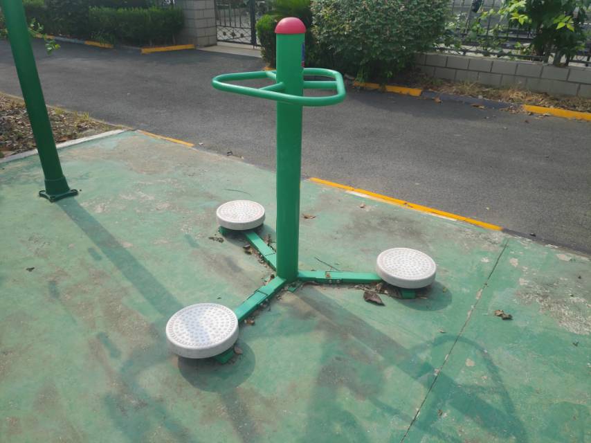 扭腰器