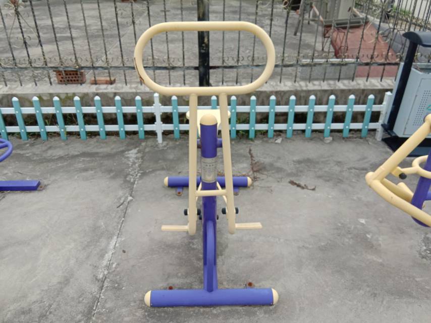 騎馬器