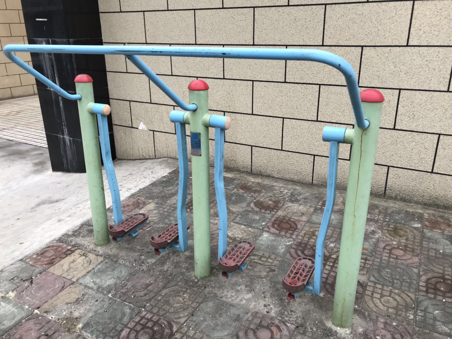 太空漫步器