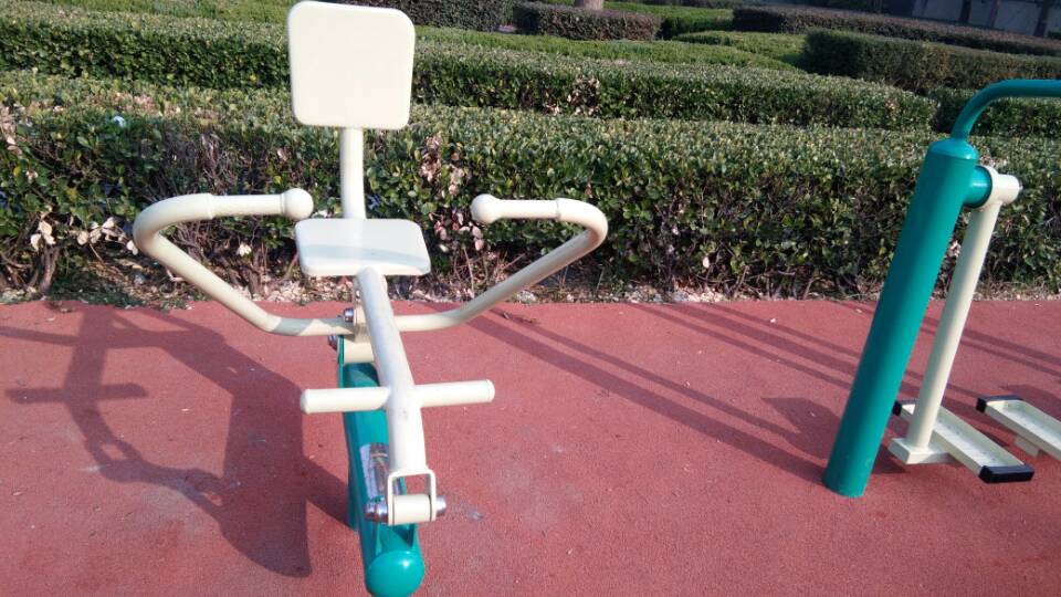 劃船器