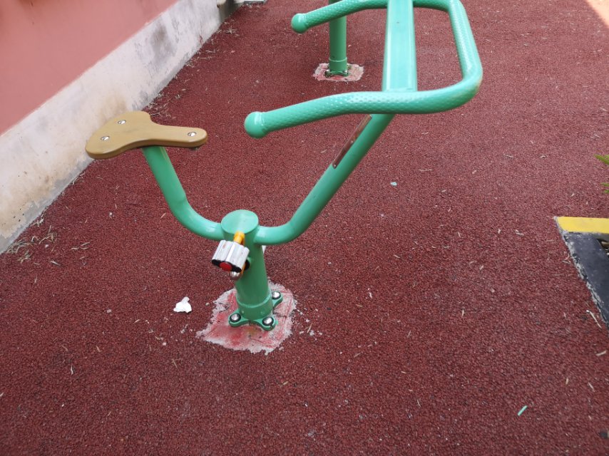 直立健身車