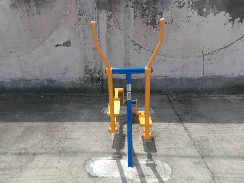 室外橢圓機