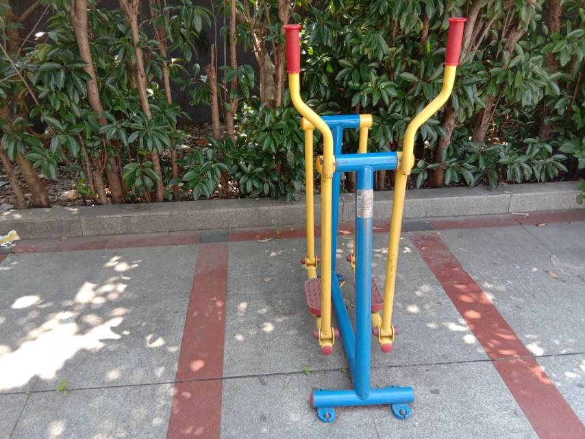 滑行器