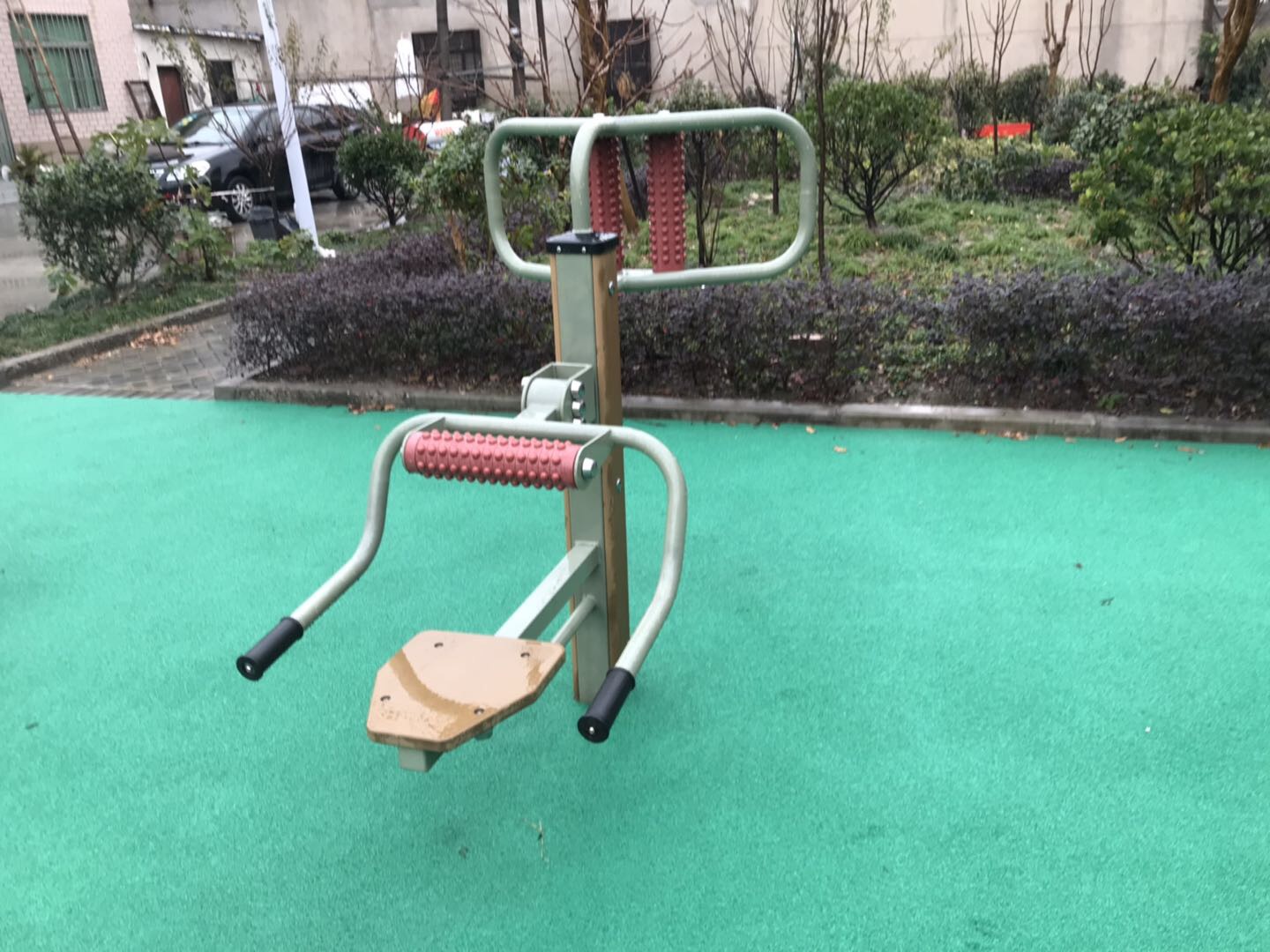 腰背按摩器