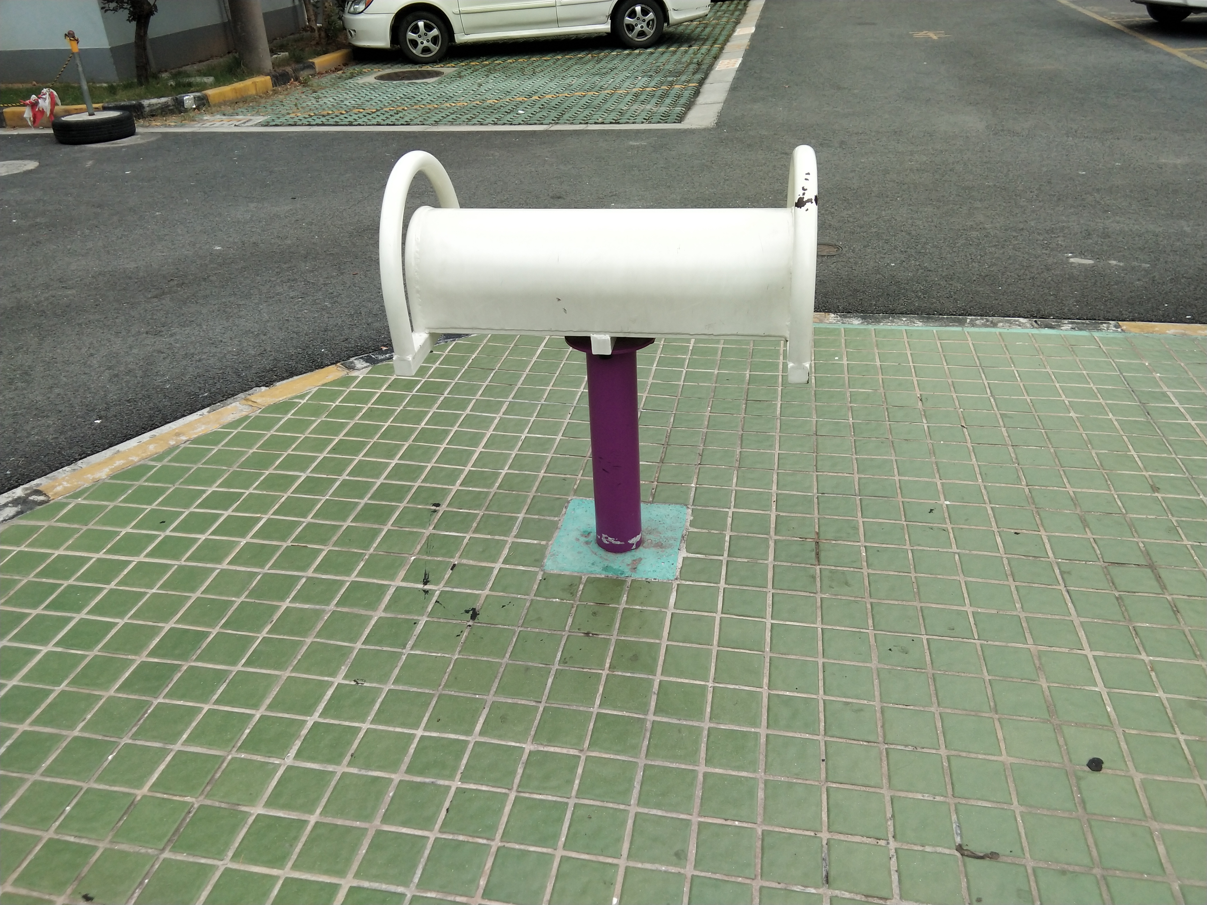 伸腰伸背器