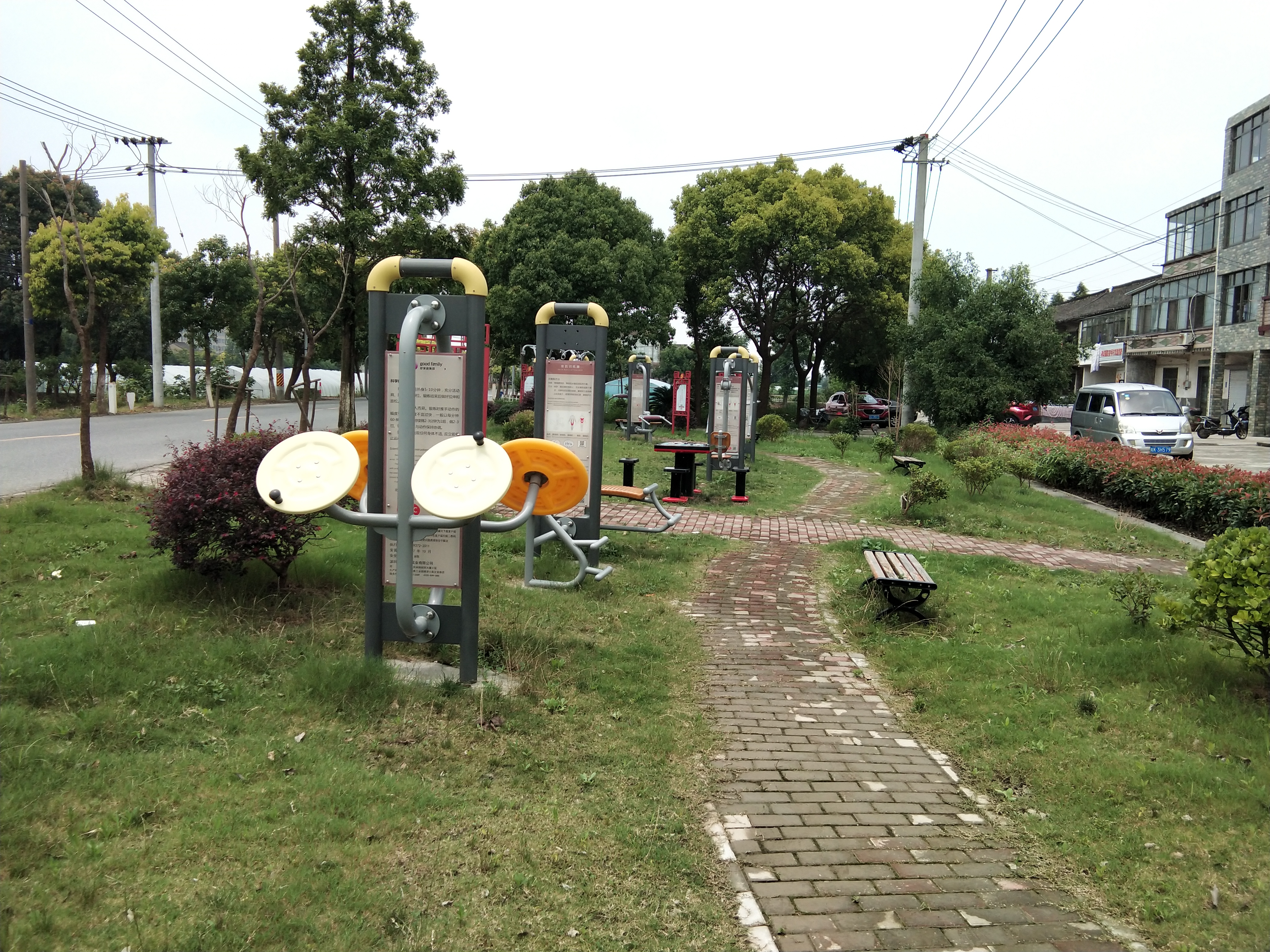 奉城鎮(zhèn)陸家橋村市民益智健身苑點