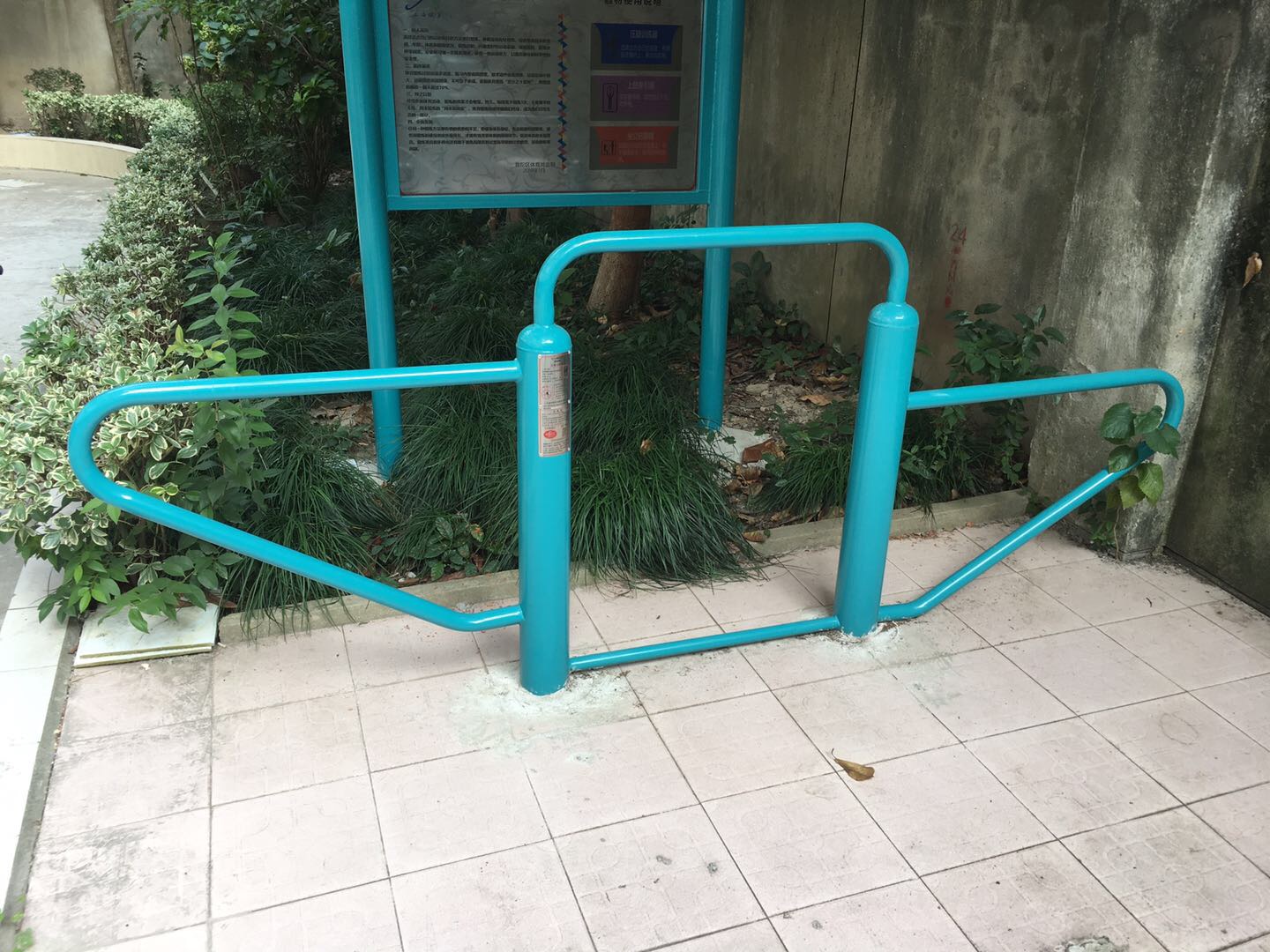 壓腿訓練器