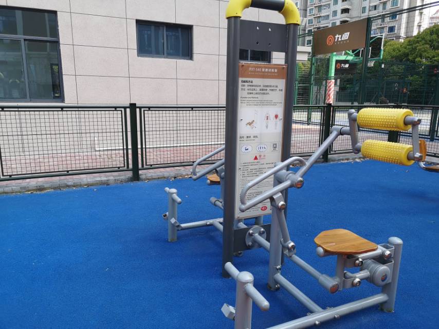 背腹肌訓練器