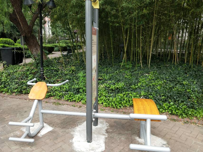 背腹肌訓練器