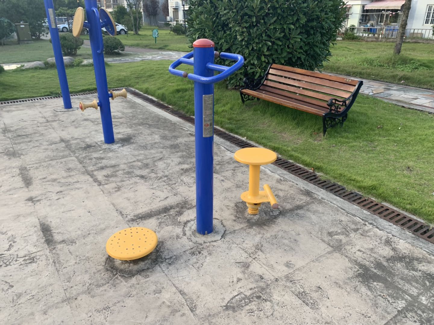 雙位扭腰器